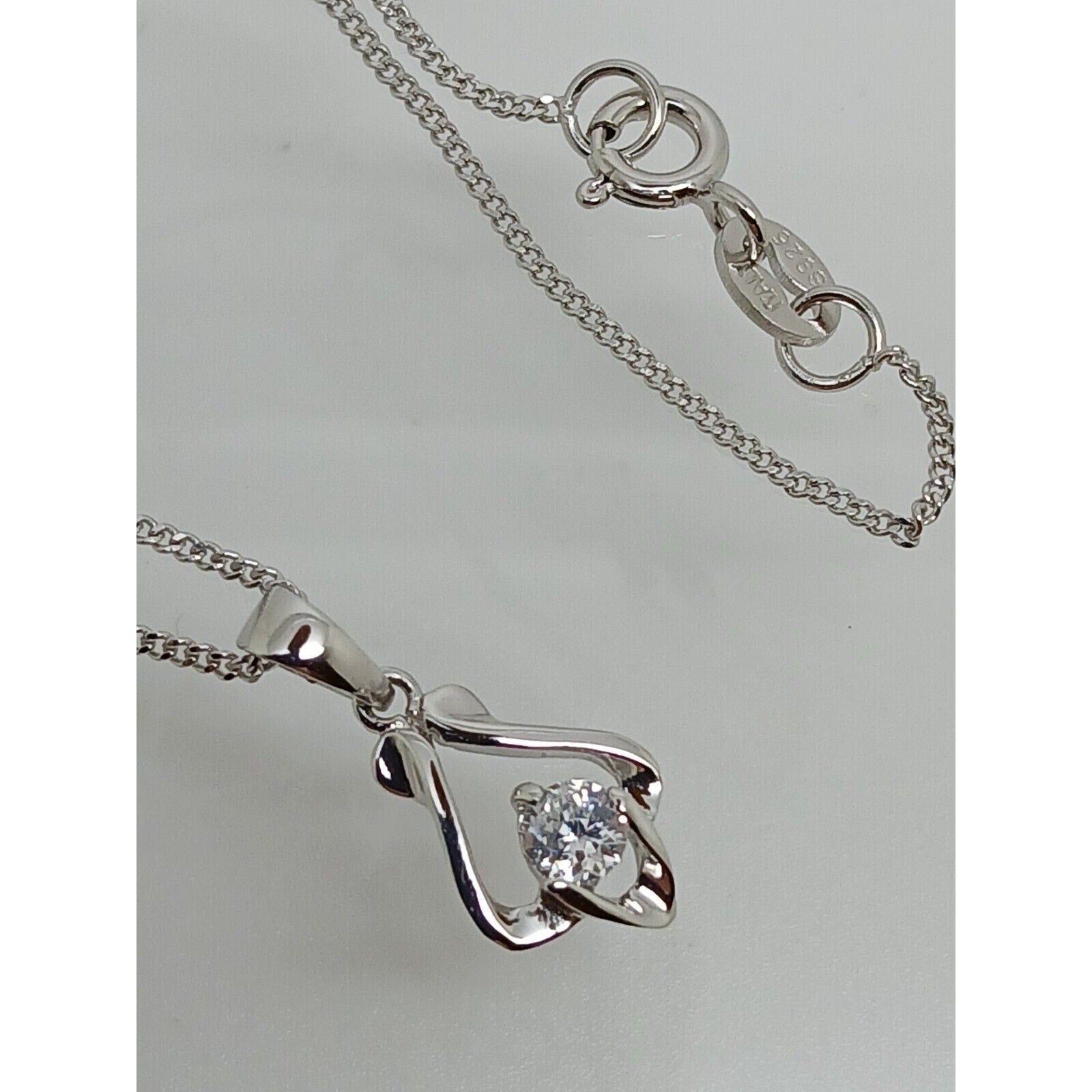 925 Sterling Silver Simulated Diamond Pendant Necklace Minimalist Petite - HoneyThomas.com