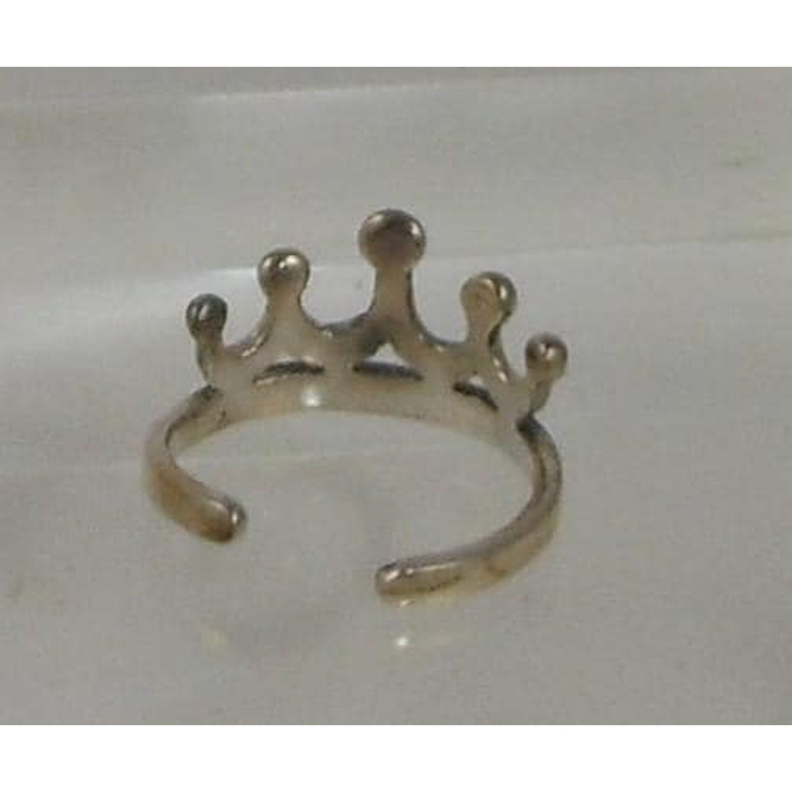 Vintage Sterling Silver Crown Queen Princess Toe Ring NOS 925 1.6g Thailand Made - HoneyThomas.com