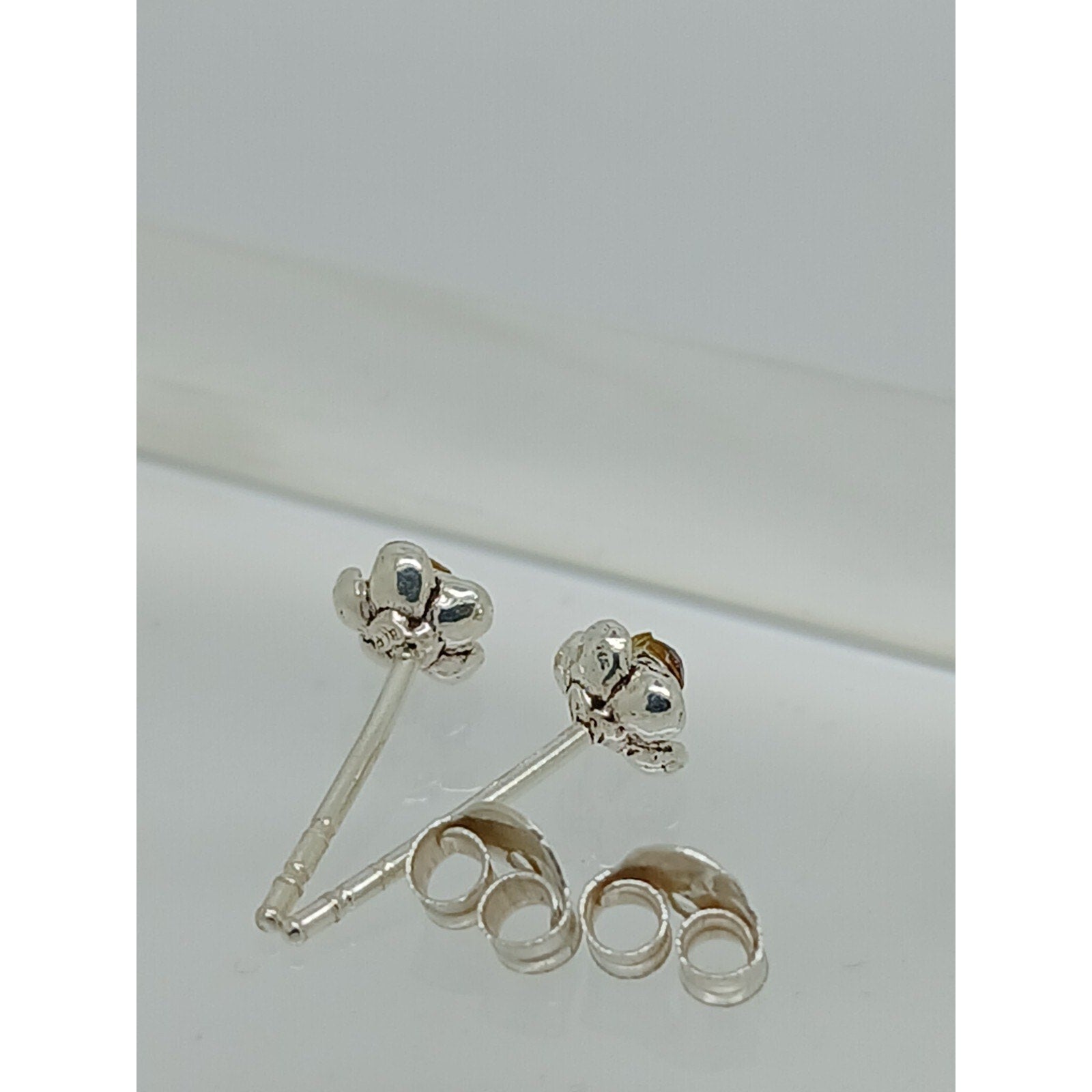 Vintage Estate Jewelry NOS .925 Sterling Silver Purple Rose Crystal Earrings - HoneyThomas.com