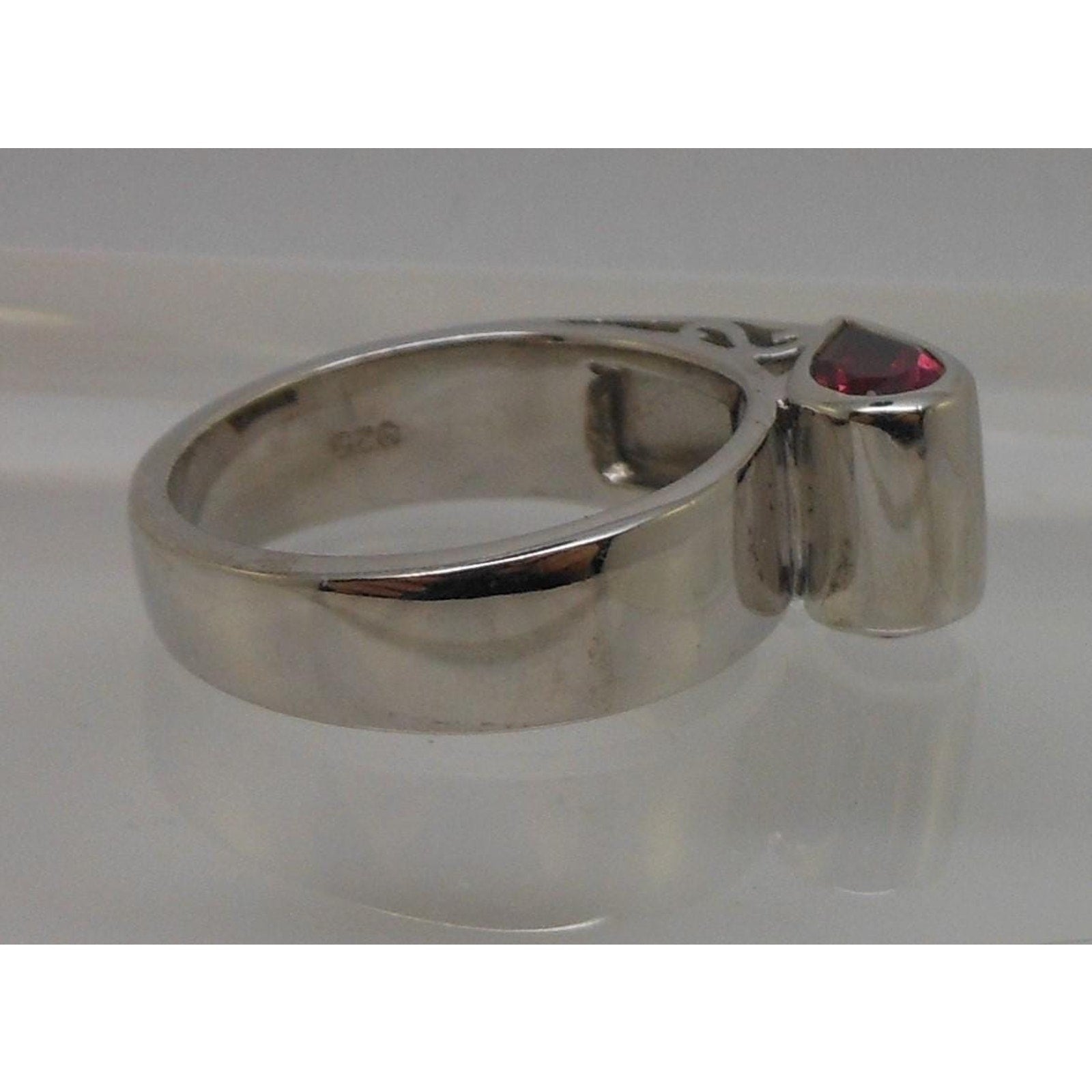 Vintage Sterling Silver 9.1grams Modern Two Garnet Ring Size 8.5 11mm wide 925 - HoneyThomas.com
