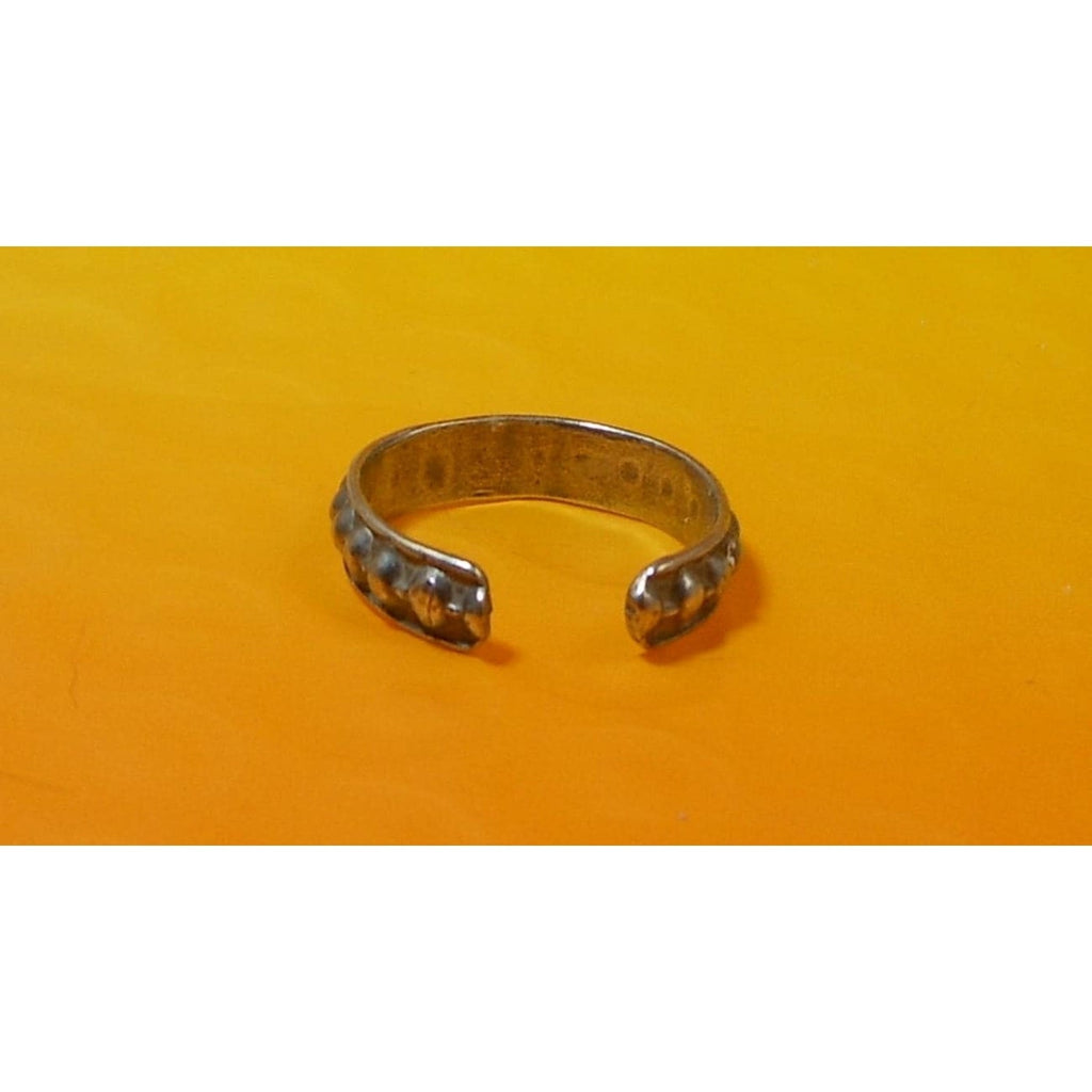 Vintage 1990s Sterling Silver Adjustable Ribbed Ball Toe Ring Sexy Beach Jewelry - HoneyThomas.com