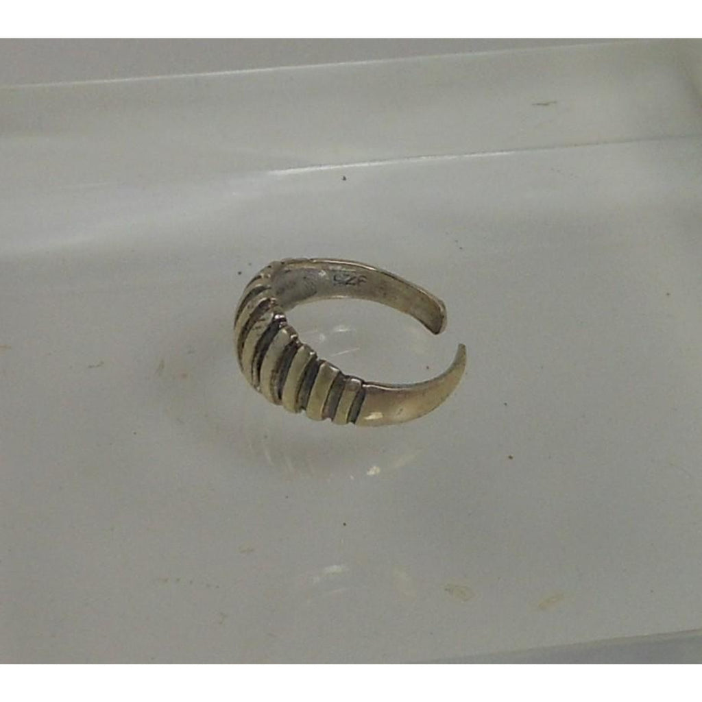 Handcrafted Ribbed Dome Toe Ring Sterling Silver Vintage Design Thailand 2g NOS