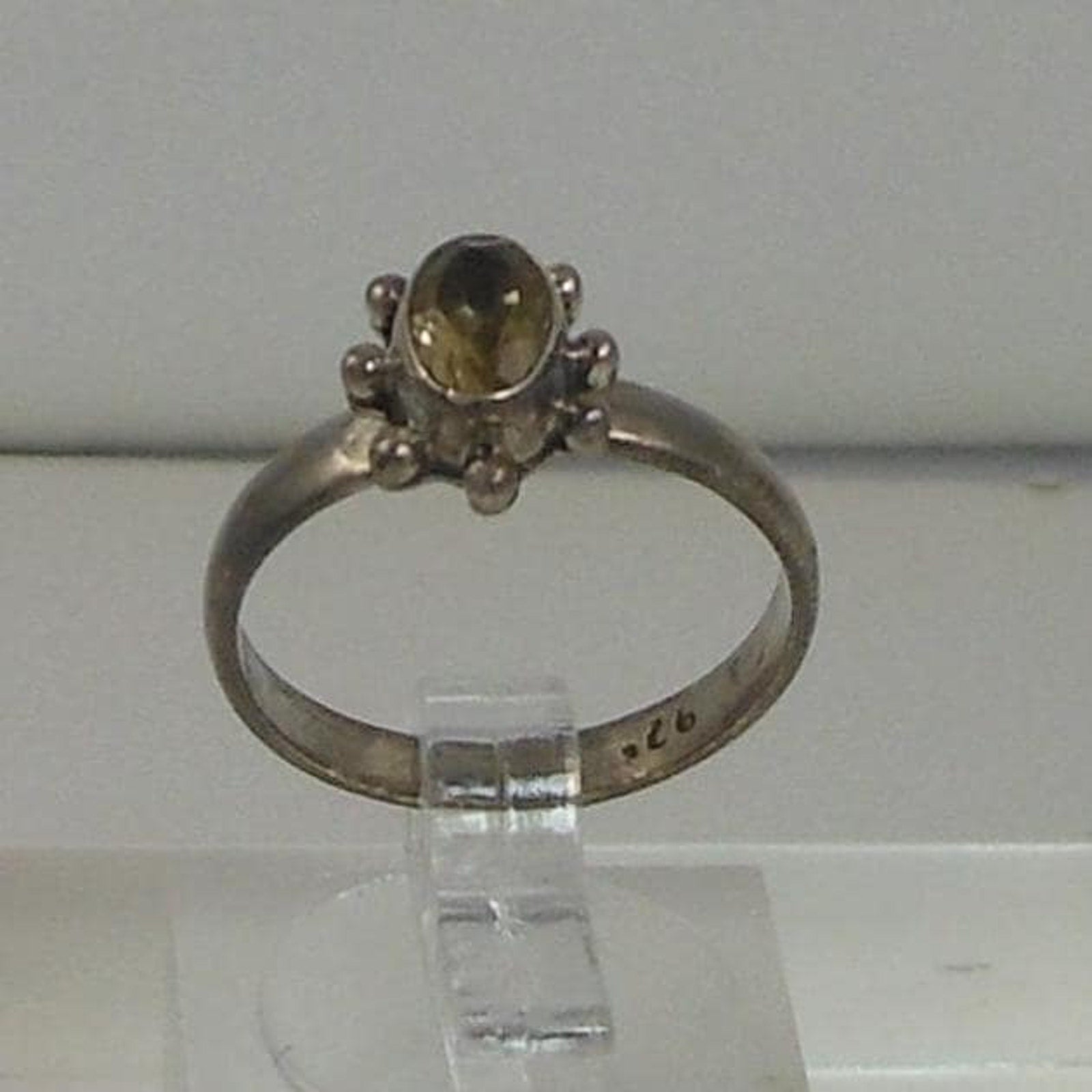 Handcrafted Gemstone Sterling Silver Ring - Vintage Bali Style - Size 6 - 2.1g -