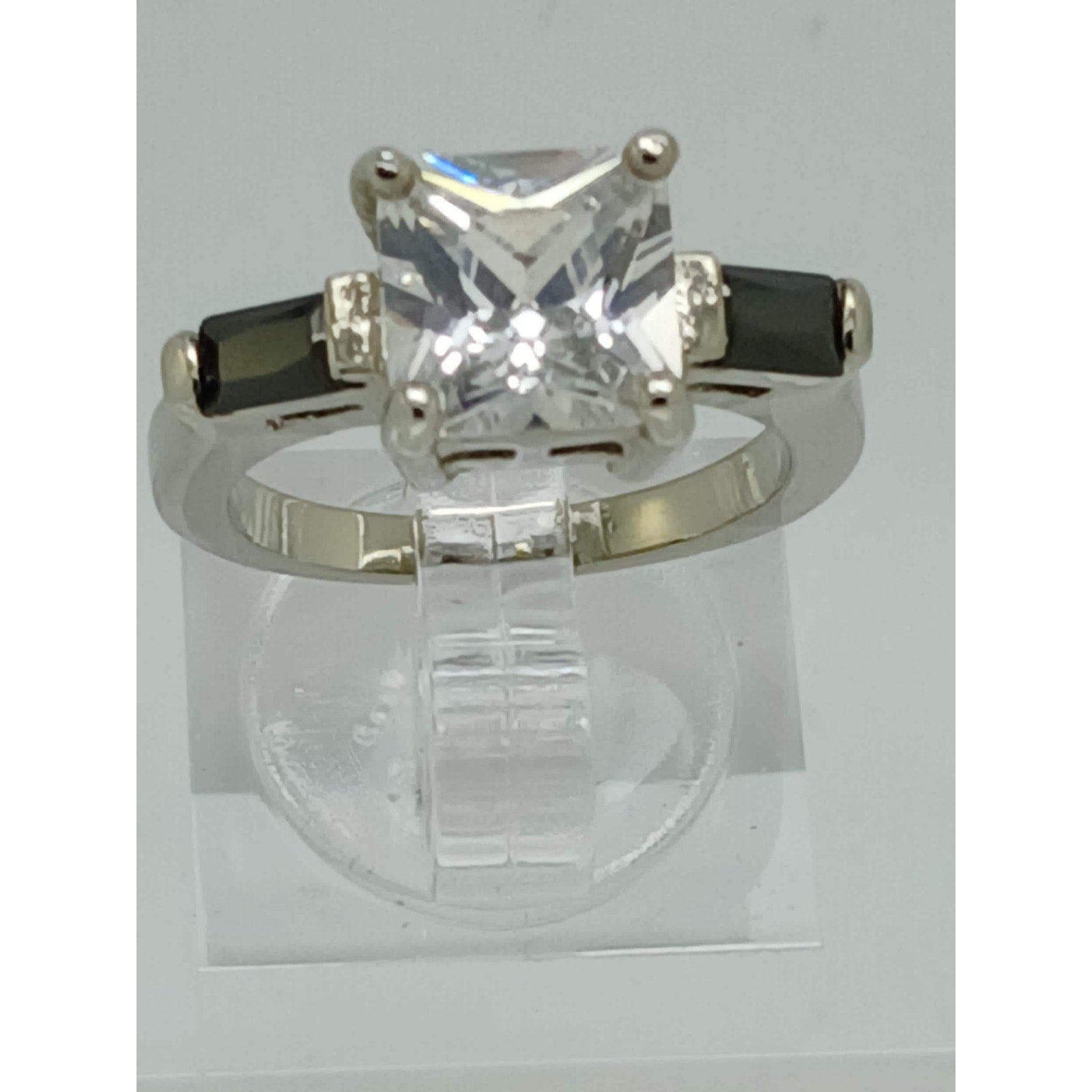 Vintage 3-Stone Gold GP Silver Tone Princess Cut Black CZ Engagement Ring Size 7