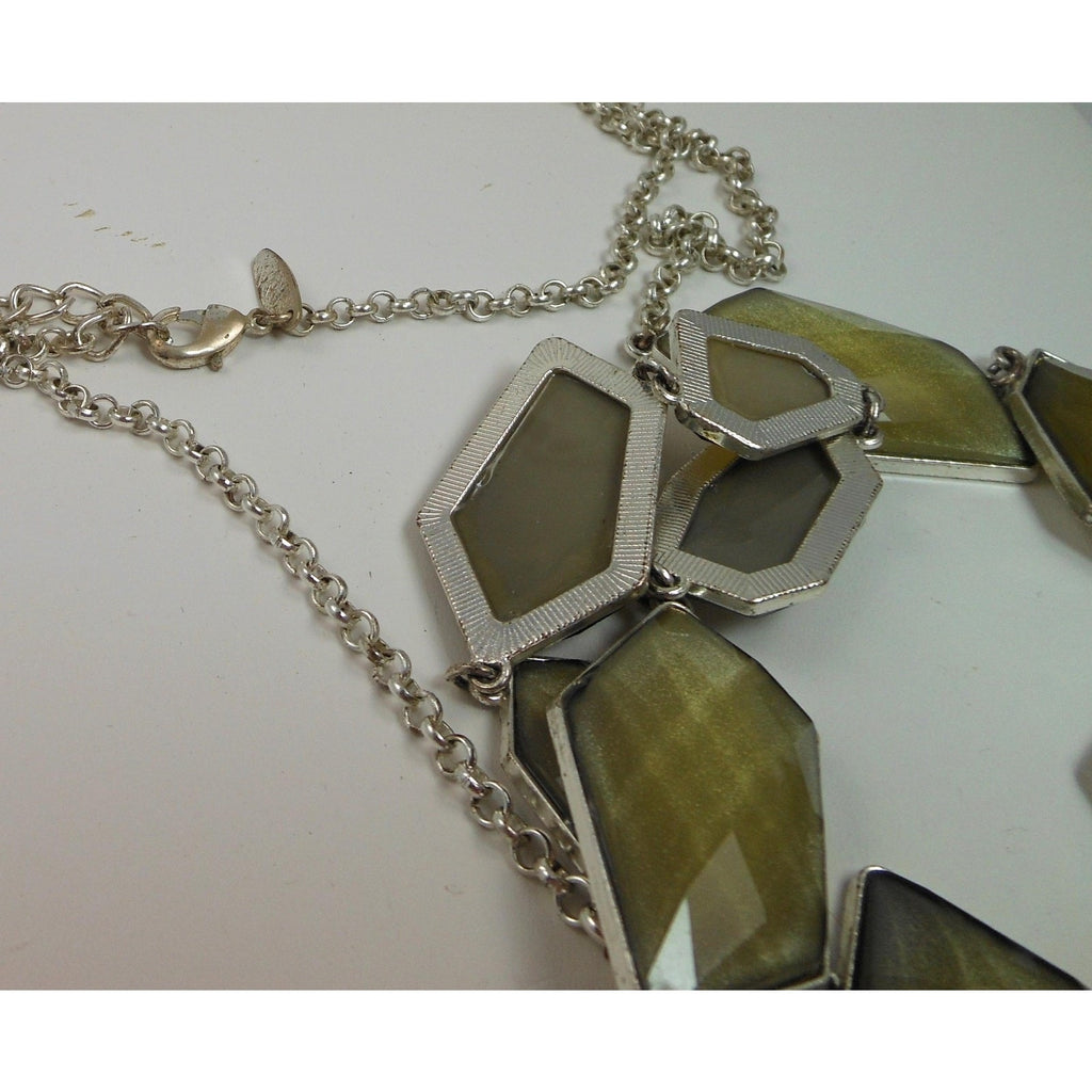 Green Geometric Link Pendant Necklace | Long 36 Silver Necklace | Designer - HoneyThomas.com