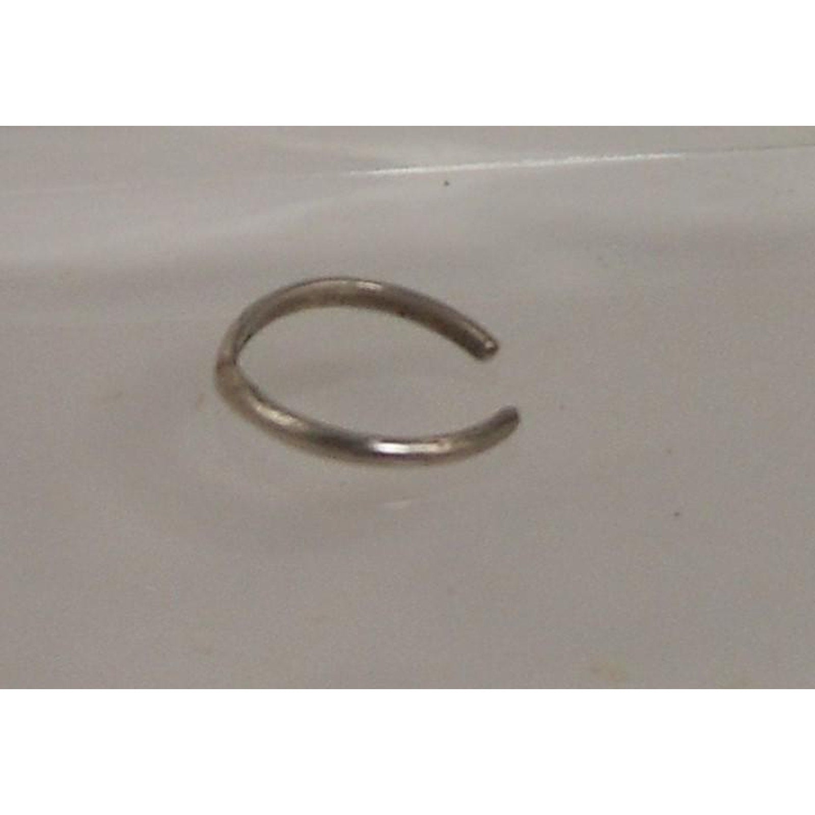 Vintage Sterling Silver V-Dip Toe Ring, Thai Made NOS, Delicate 2mm Band, Sexy