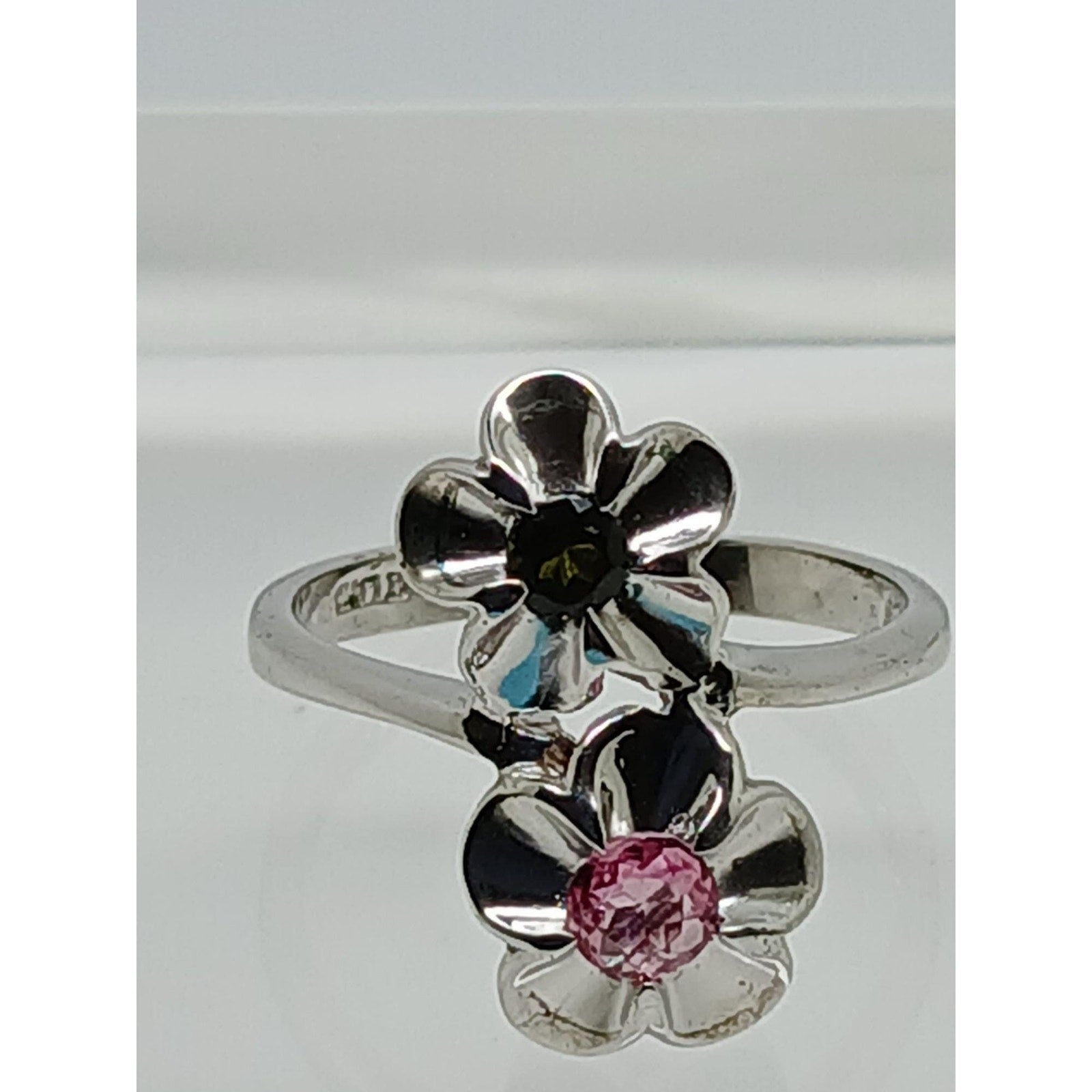 1990's Vintage Sterling Silver Flower Bypass Ring Pink & Green Tourmaline Size 7 - HoneyThomas.com