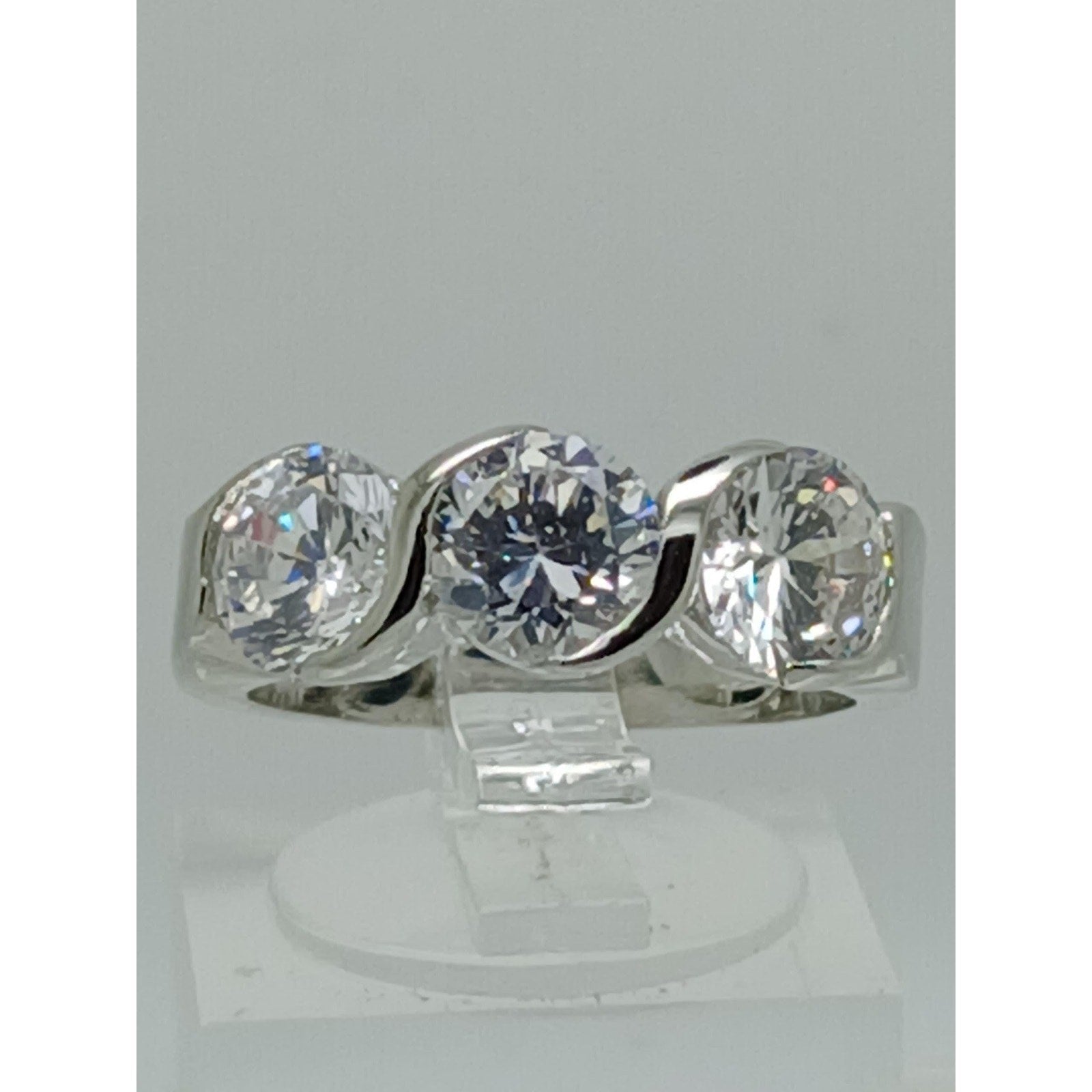 Vintage 3CT 3-Stone Simulated Diamond CZ Engagement Wedding Band Ring Size 7 NOS - HoneyThomas.com