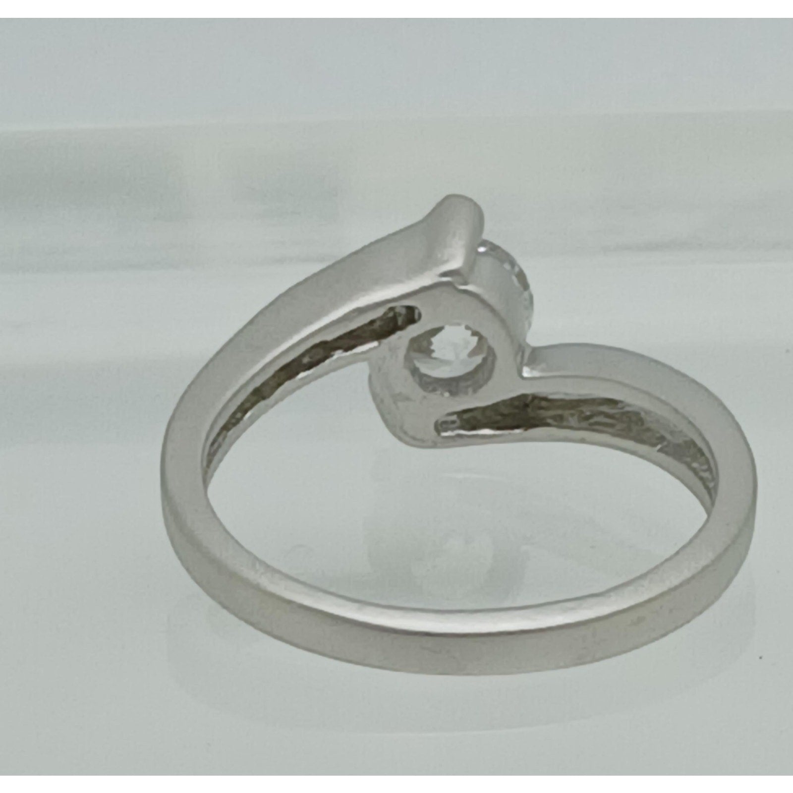 Vintage 1990s White Gold EP Band Satin Finish Solitaire Ring Size 9 Rare New - HoneyThomas.com