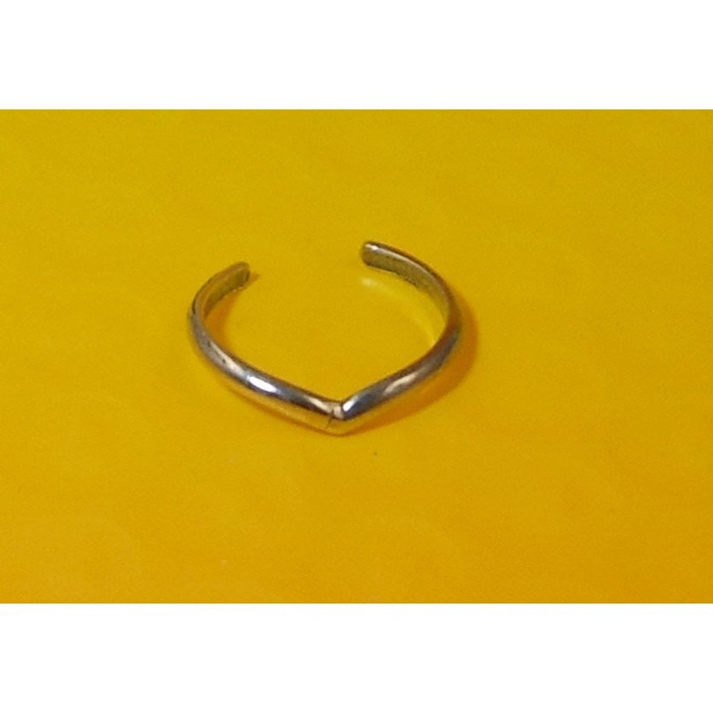 Vintage Sterling Silver V-Dip Toe Ring, Thai Made NOS, Delicate 2mm Band, Sexy - HoneyThomas.com