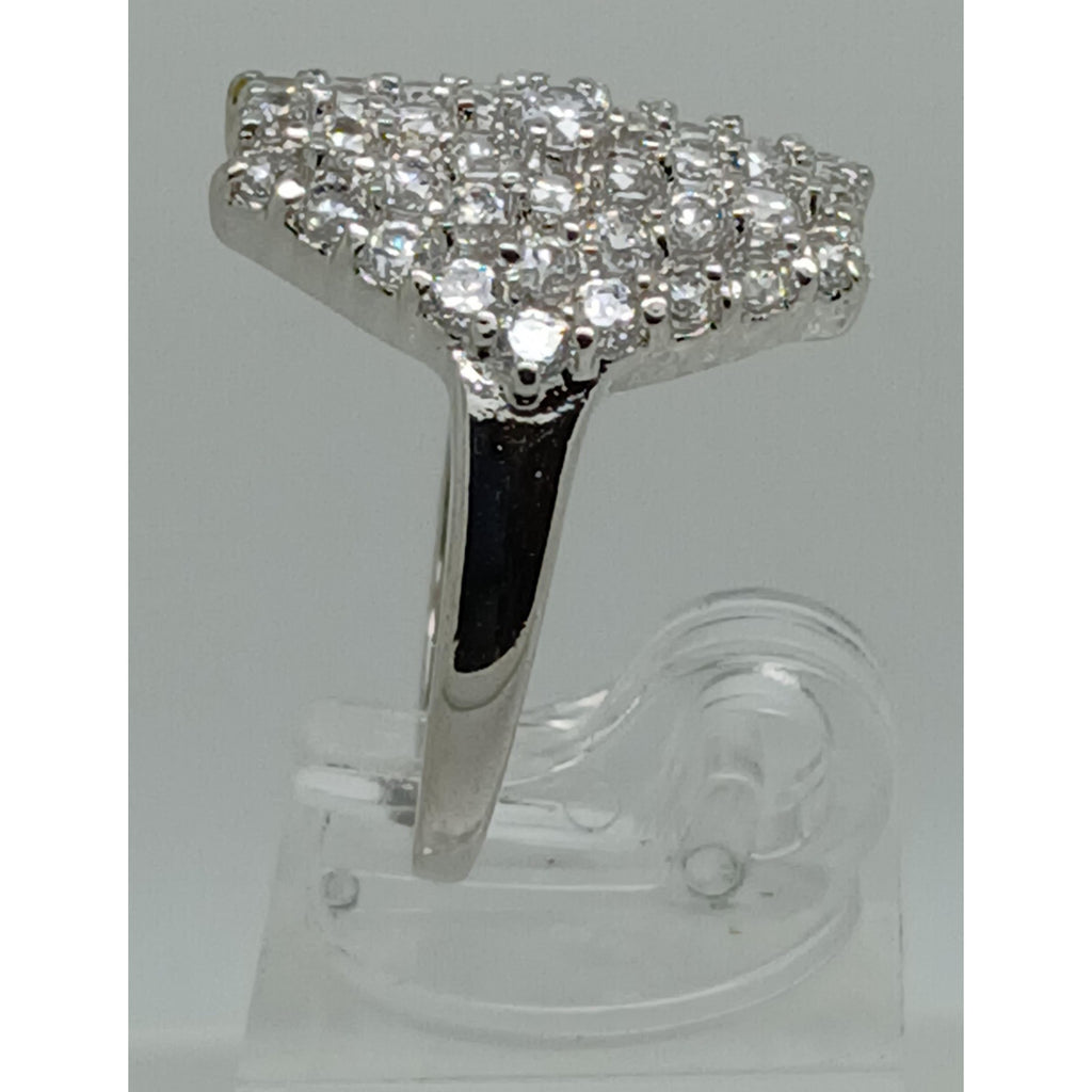Elegant Vintage Size 7.25 White Gold Plate Pave Cluster Cocktail Statement Ring