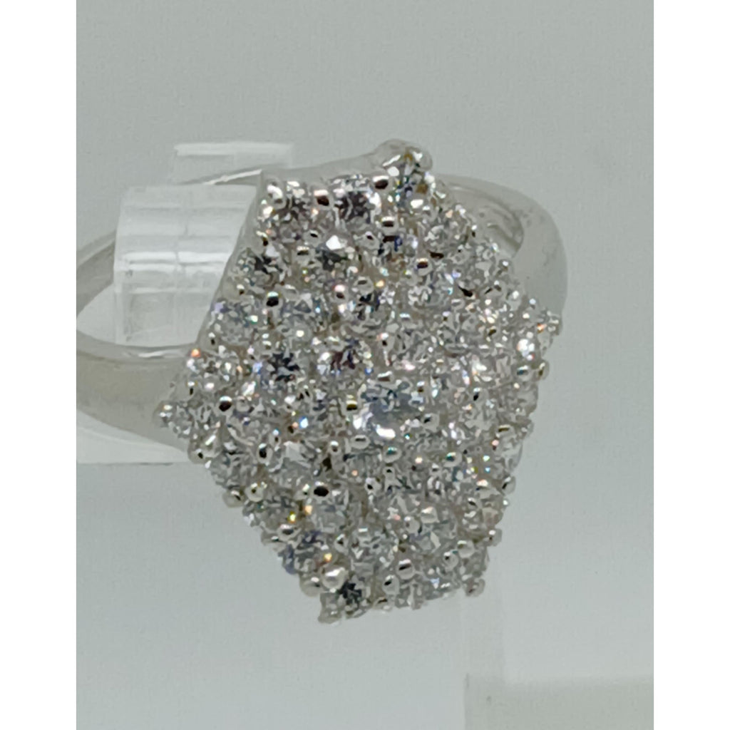 Elegant Vintage Size 7.25 White Gold Plate Pave Cluster Cocktail Statement Ring