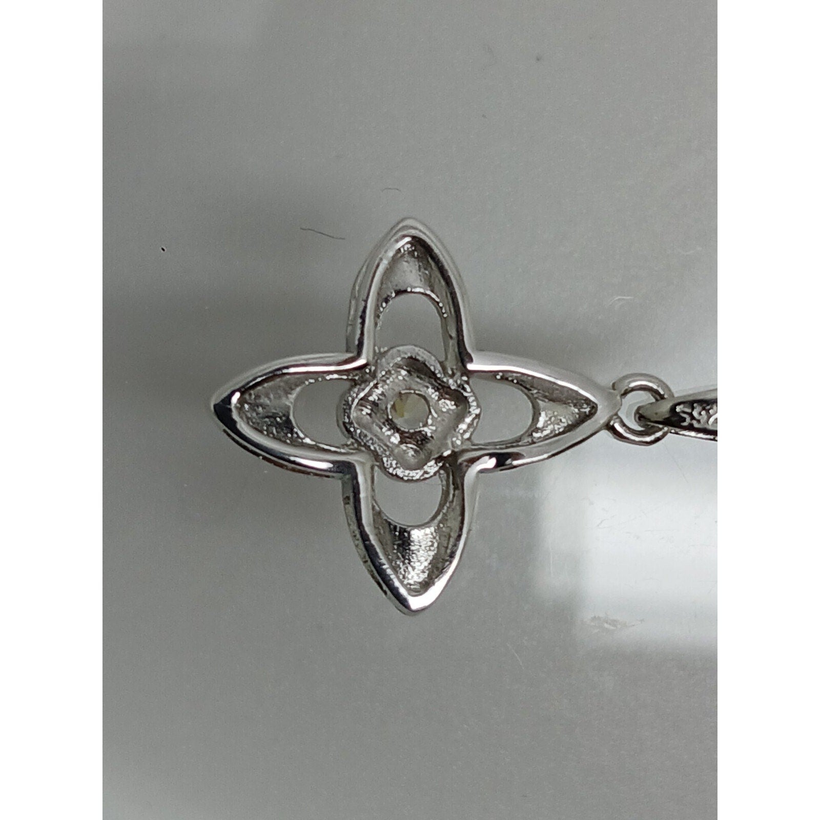 1990's Vintage Sterling Silver Simulated Diamond 4 Leaf Clover Pendant New Rare - HoneyThomas.com