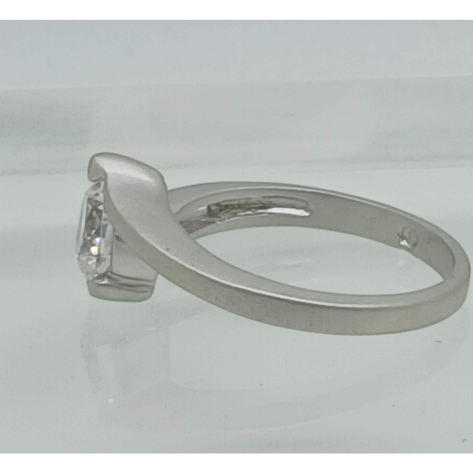 Vintage 1990s White Gold EP Band Satin Finish Solitaire Ring Size 9 Rare New - HoneyThomas.com