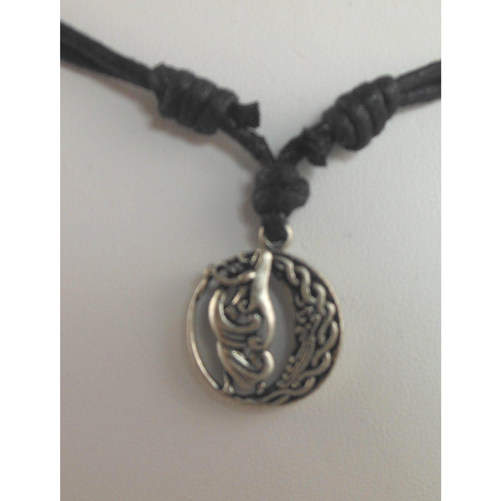 Vintage Celtic Vision Sacred Symbols Goddess Mother Child Necklace Pendant - HoneyThomas.com