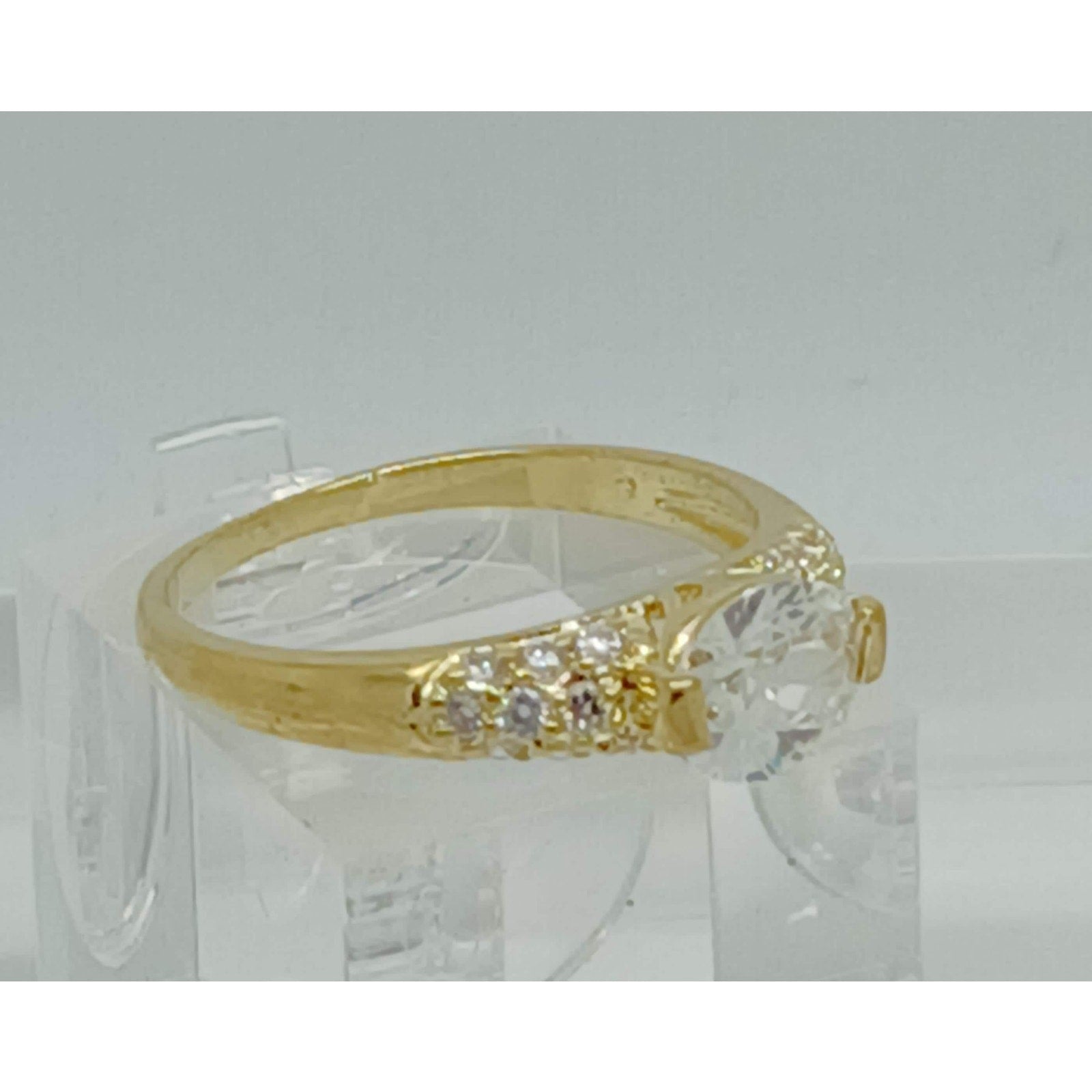 Vintage Gold Plated CZ Simulated Diamond Engagement Wedding Cocktail Ring Size 7 - HoneyThomas.com