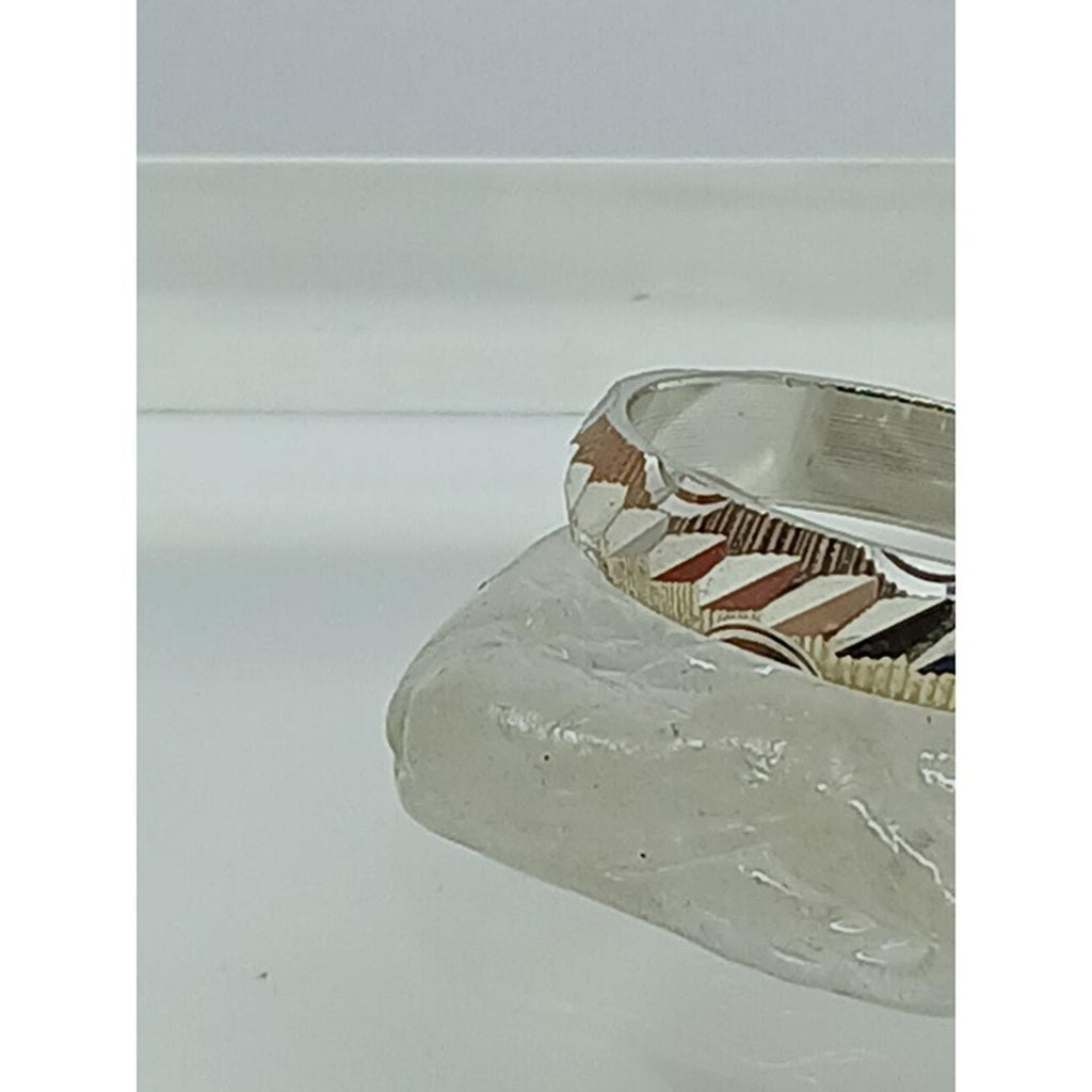 Elegant Vintage Sterling Silver Wedding Band Ring with Diamond-Cut Detailing - Size 8.5