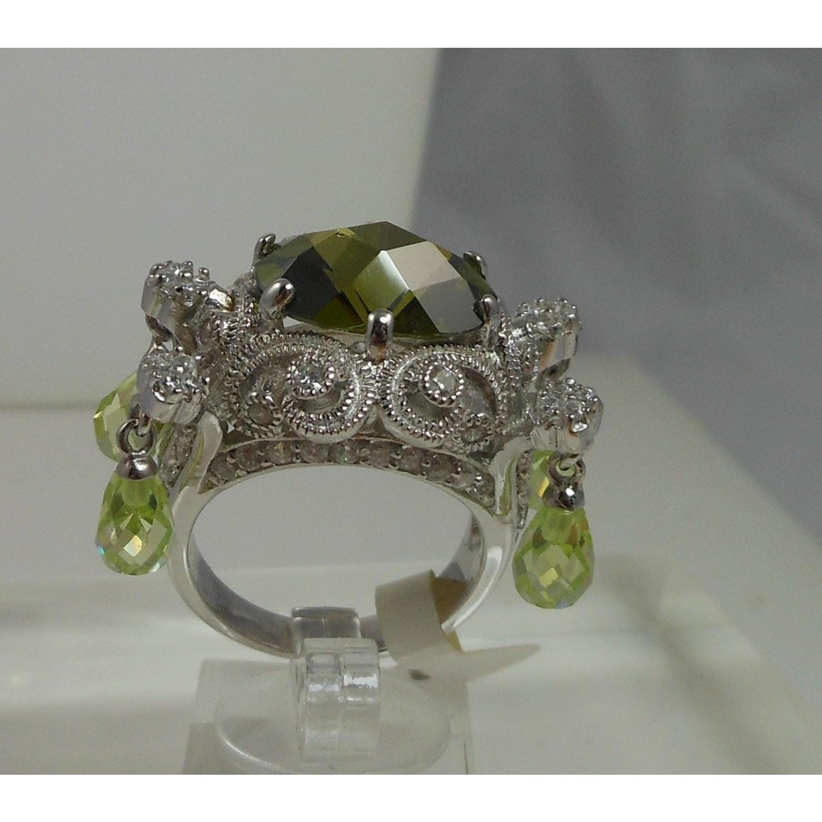 Vintage Sterling Silver Glamour Cocktail Ring Sim Peridot Briolette Drops Size 9 - HoneyThomas.com