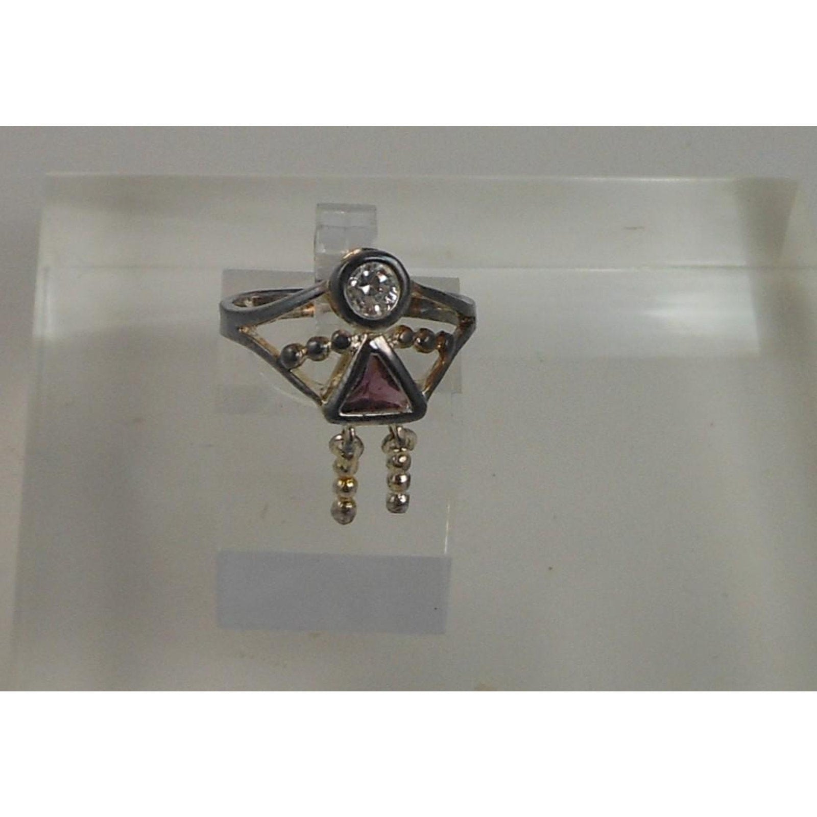 Elegant Vintage Sterling Silver Birthstone Charm Ring Mother Grandmother Size 7 - HoneyThomas.com