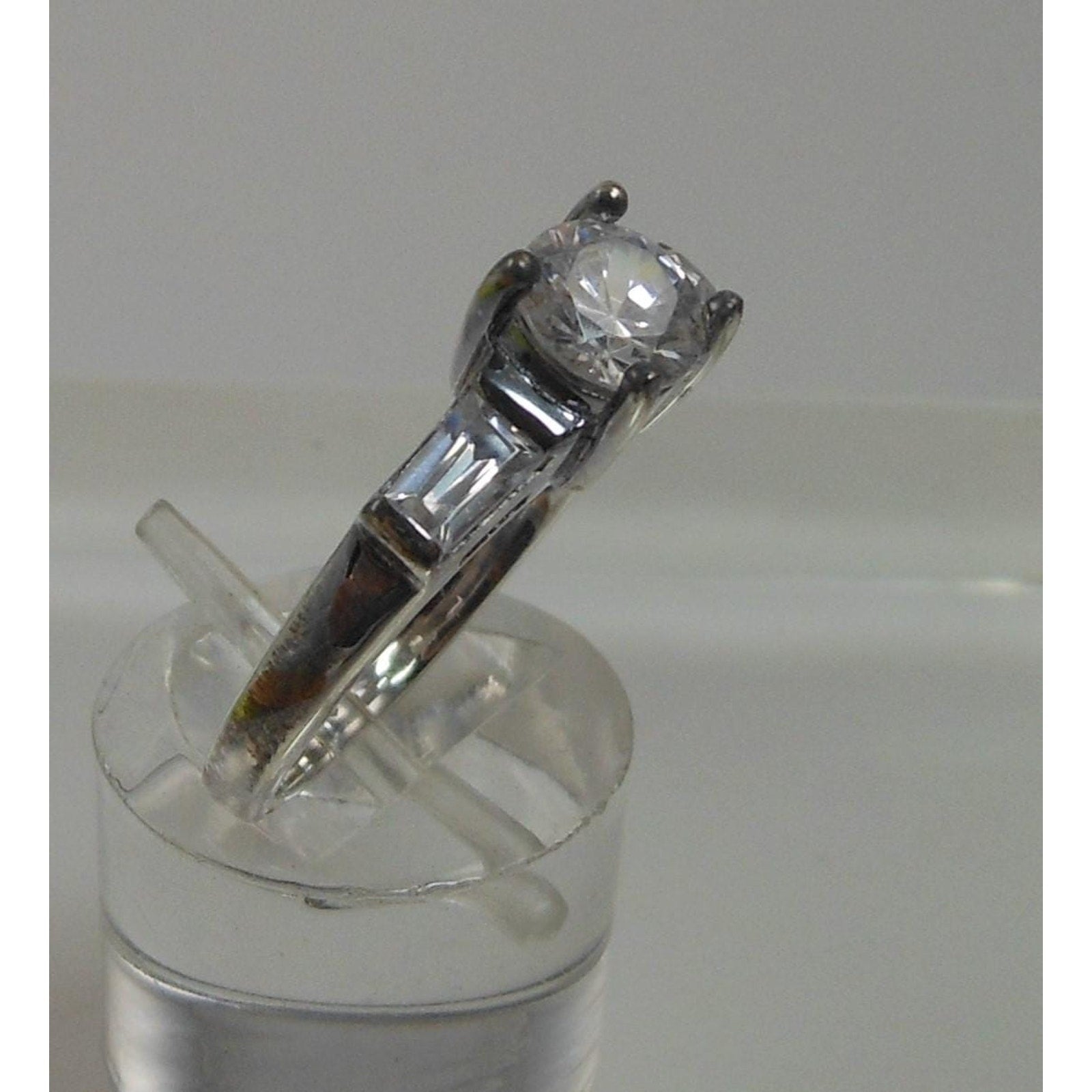 Luxury Classic 1990s Vintage Sterling Silver Diamond CZ Wedding Band Ring Size 7