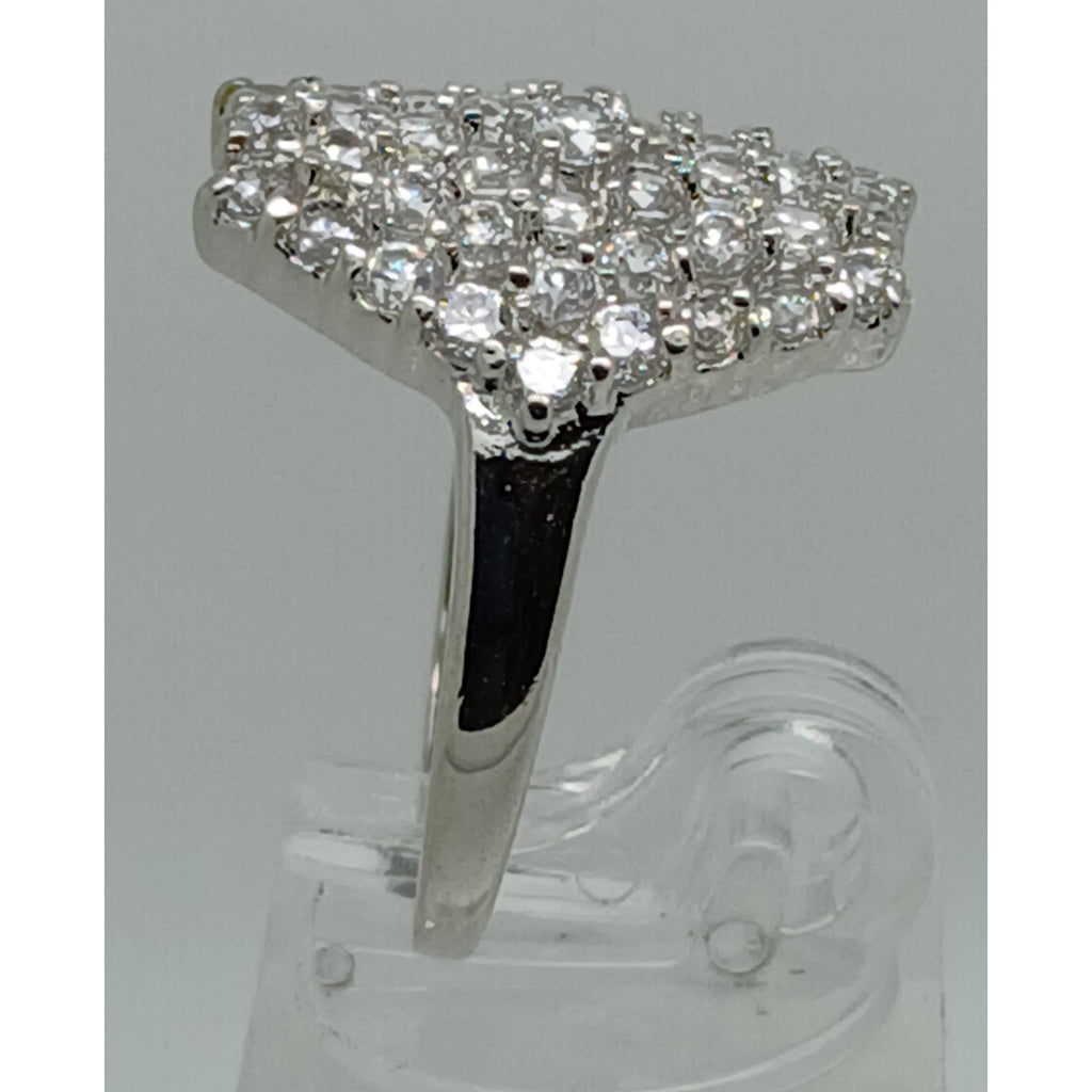 Elegant Vintage Size 7.25 White Gold Plate Pave Cluster Cocktail Statement Ring