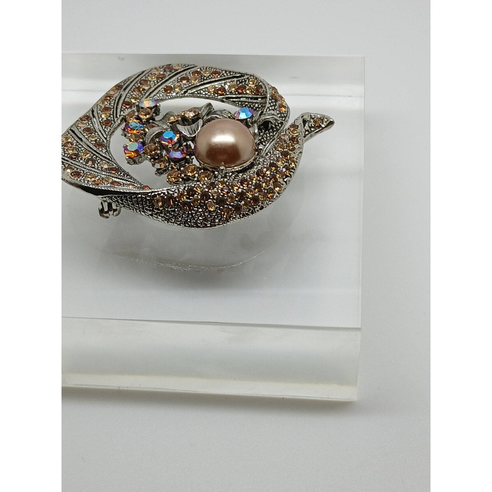 Gorgeous Vintage Estate NOS Faux Pearl Rhinestone Crystal AB Brooch - HoneyThomas.com