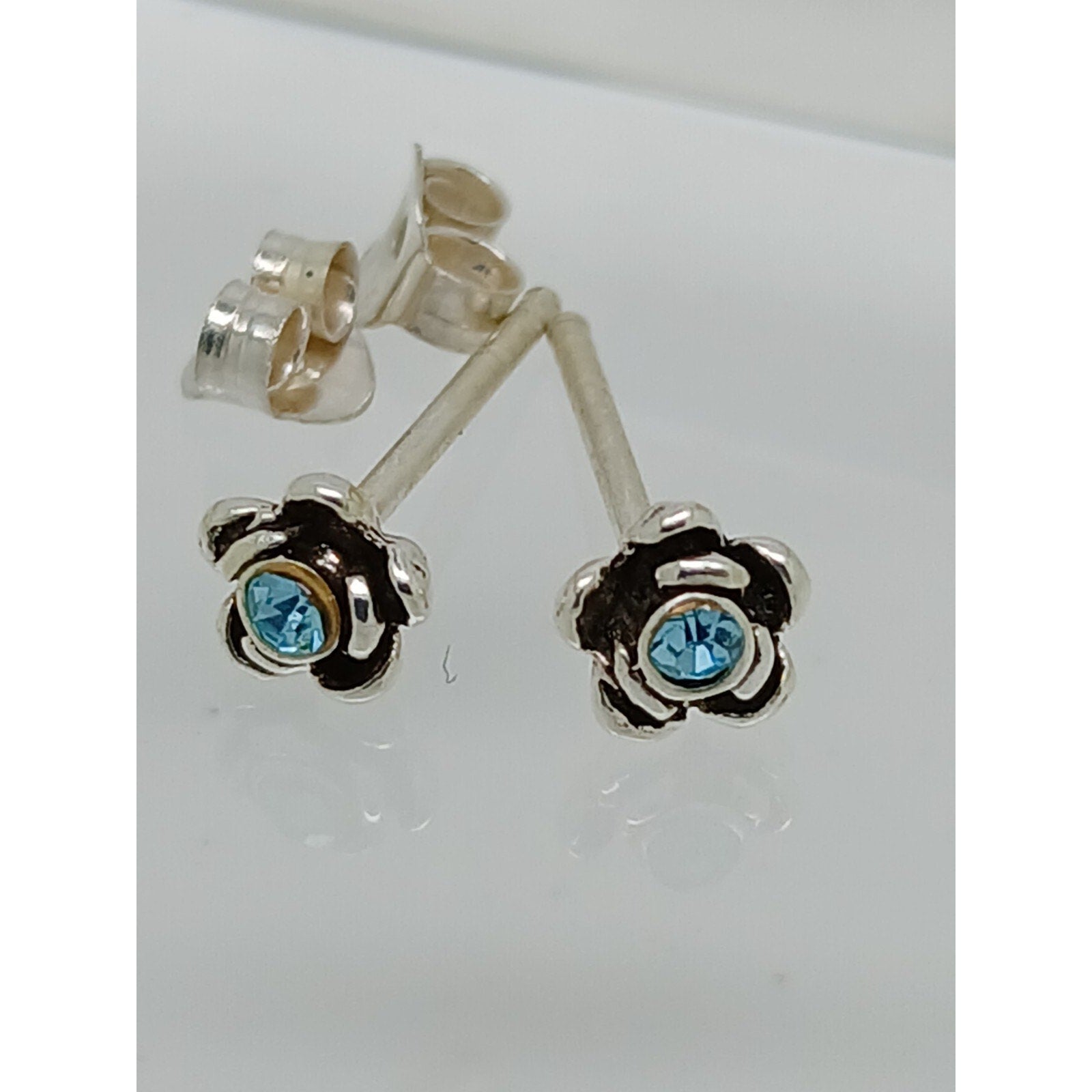Vintage Estate Jewelry NOS .925 Sterling Silver Sky Blue Rose Crystal Earrings - HoneyThomas.com