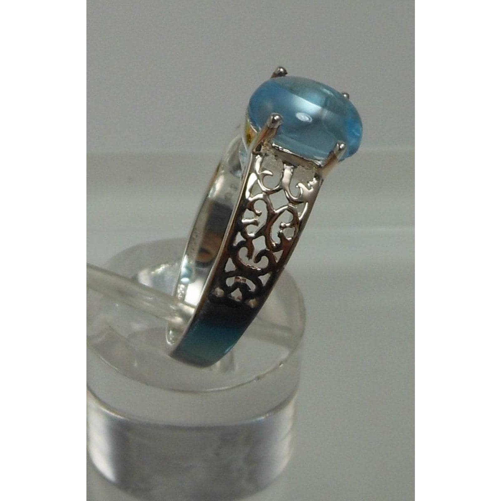 Elegant Sterling Silver Filigree Ring with Blue Topaz Gemstone - Vintage Size 7 - HoneyThomas.com