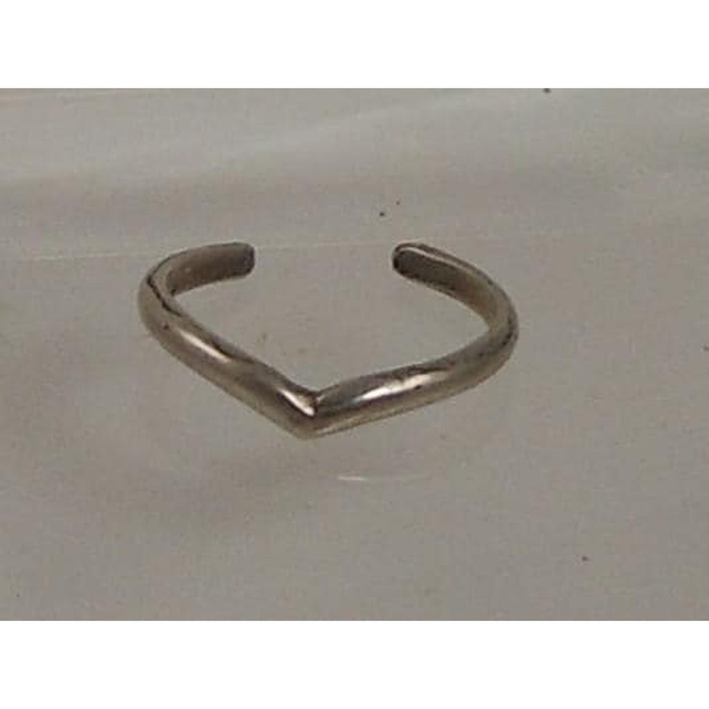 Vintage Sterling Silver V-Dip Toe Ring, Thai Made NOS, Delicate 2mm Band, Sexy - HoneyThomas.com