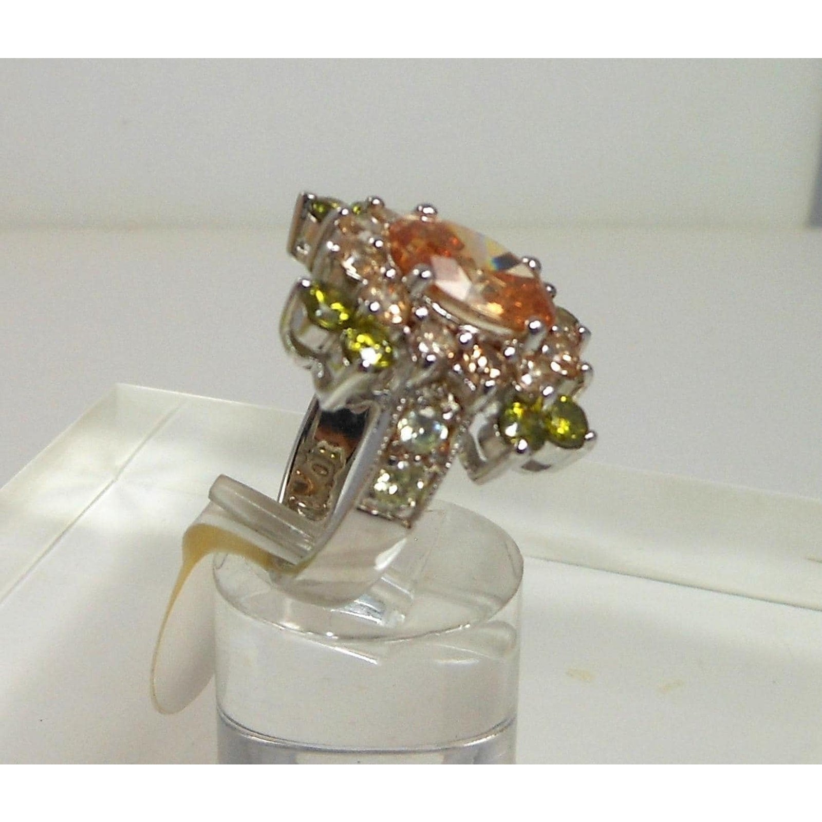 Elegant Vintage Sterling Silver CZ Cocktail Ring Size 6 9.1g Thailand 925 Stamp - HoneyThomas.com
