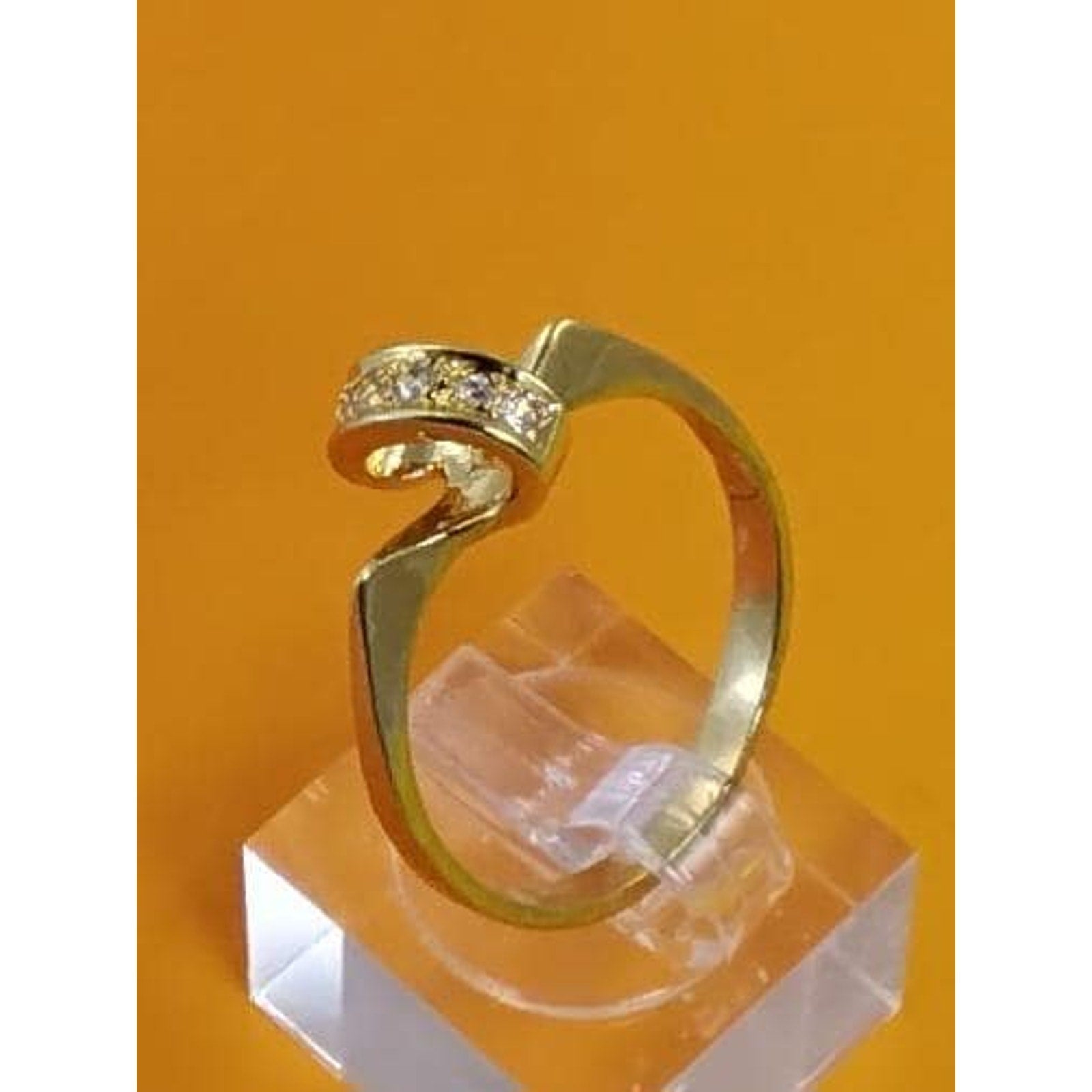 Vintage 1990's NOS 14kt Gold Plated CZ Love Knot Ribbon Stack Band Ring Size 11 - HoneyThomas.com