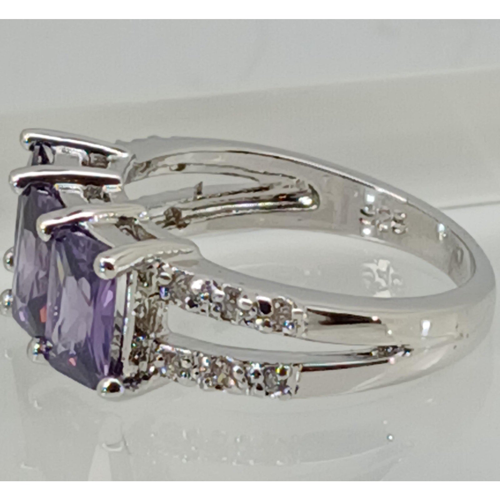 Vintage Ring Size 7.25 Silver Tone White Gold Plated Purple Sim Diamond CZ