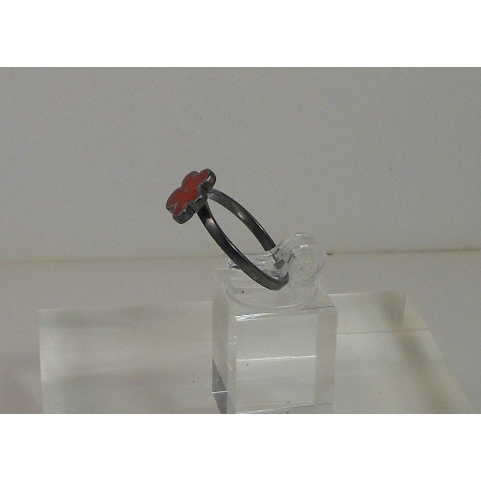 Fun Vibrant Red Flower Ring in Oxidized Sterling Silver - Size 8 - Enamel Resin - HoneyThomas.com