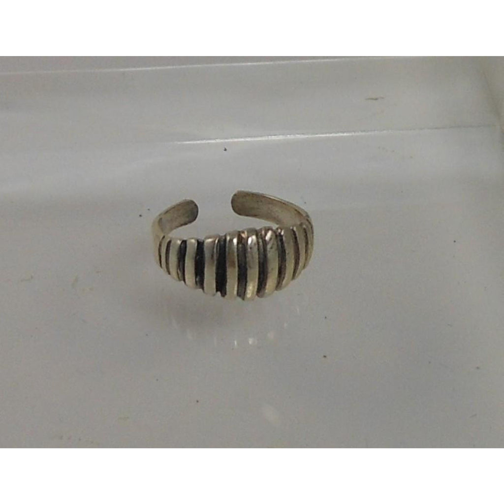 Handcrafted Ribbed Dome Toe Ring Sterling Silver Vintage Design Thailand 2g NOS - HoneyThomas.com