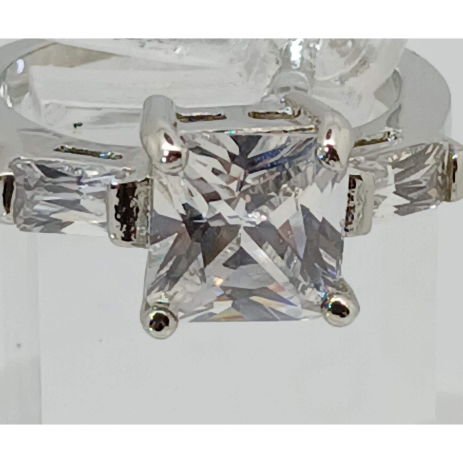 3.5 CT Vintage Size 7 Princess Cut CZ Engagement Ring Silver Tone White Gold GP