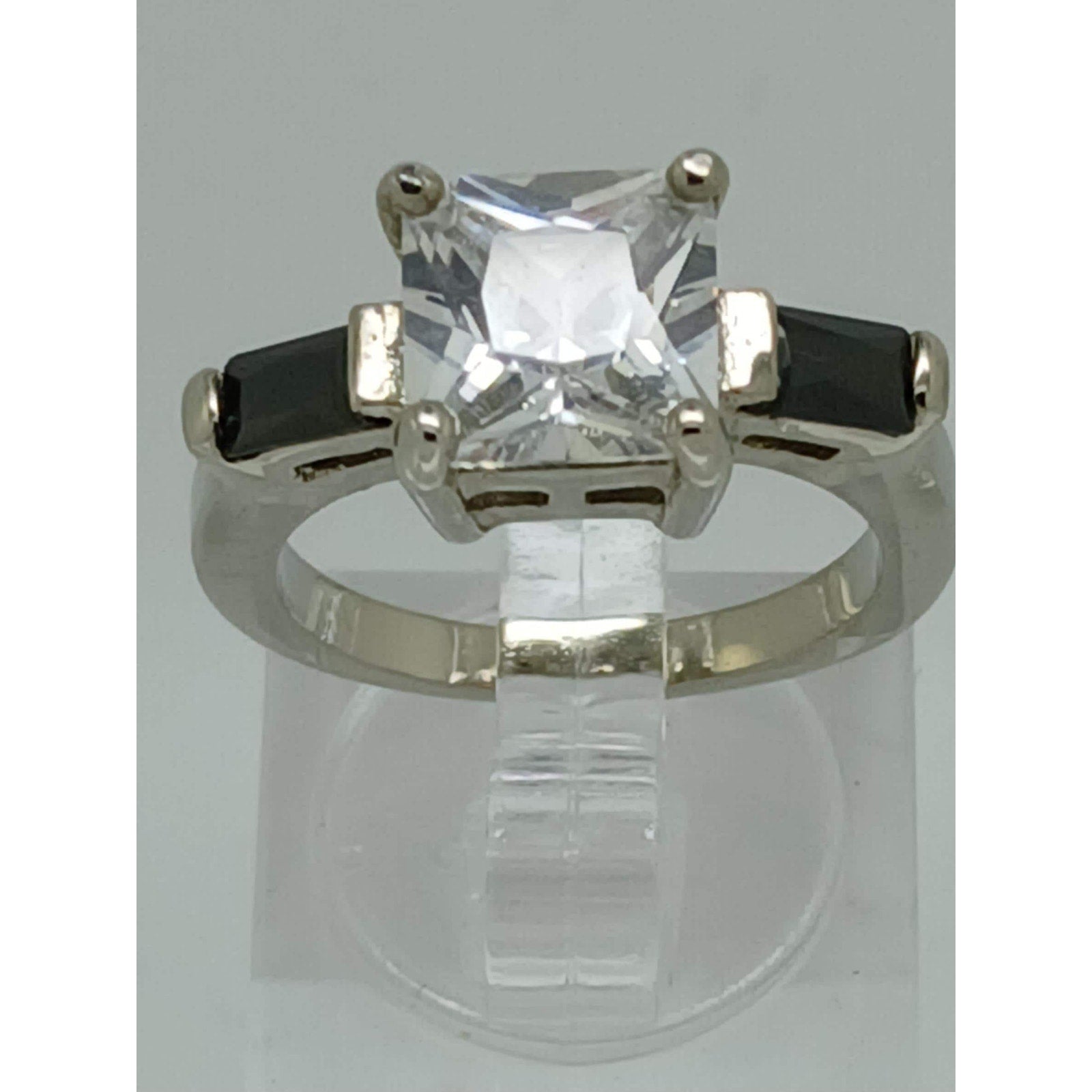 Vintage 3-Stone Gold GP Silver Tone Princess Cut Black CZ Engagement Ring Size 7