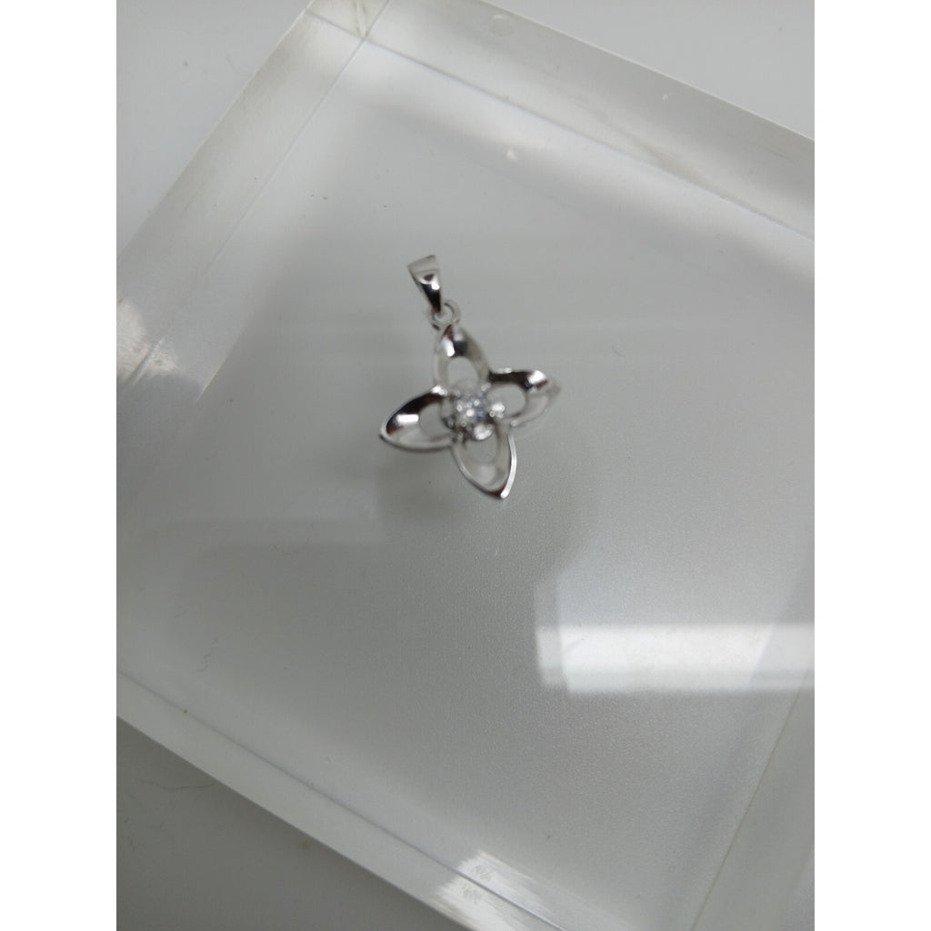1990's Vintage Sterling Silver Simulated Diamond 4 Leaf Clover Pendant New Rare - HoneyThomas.com