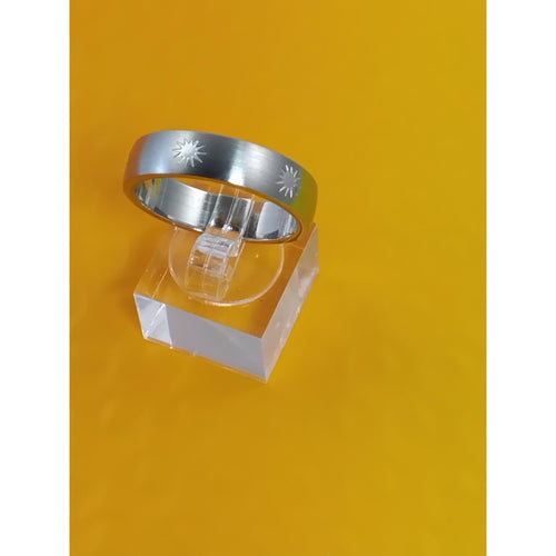 Elegant Vintage Handcrafted Stainless Steel Starburst Ring Size 12.25 - 6.2 grams -New-Old-Stock 6mm Wide - 2mm Thick