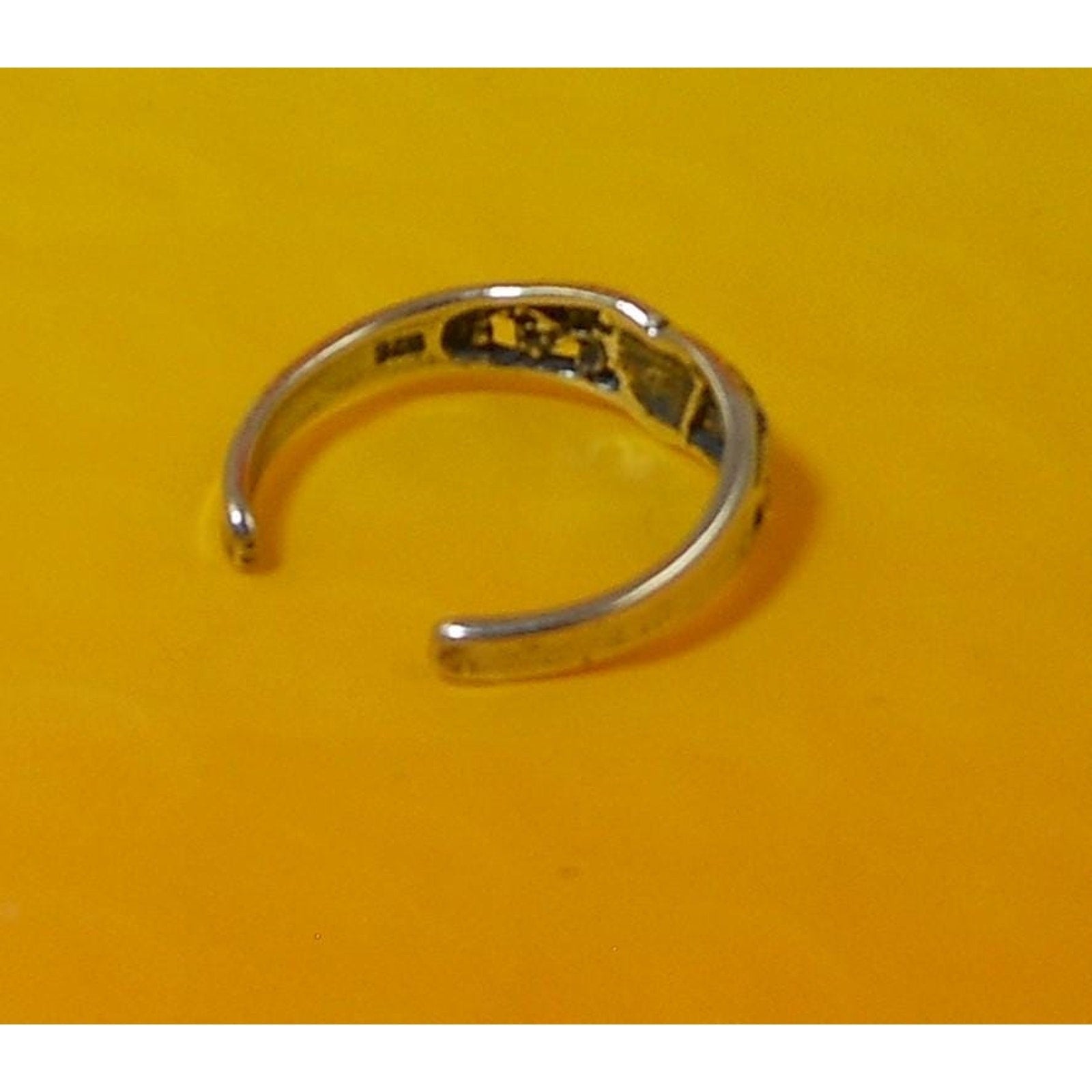 Vintage Sterling Silver Heart Floral Cut-Out Toe Ring Handcrafted New Old Stock - HoneyThomas.com