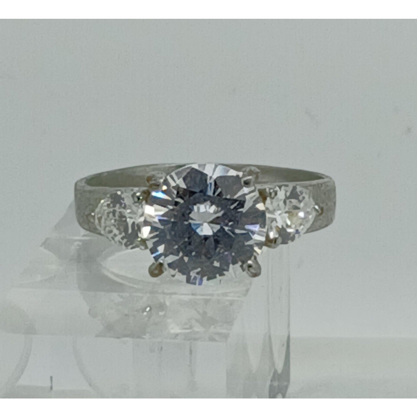 Vintage 5CT White Gold Plated Round Heart Shaped 3-Stone Ring Size 11 - HoneyThomas.com