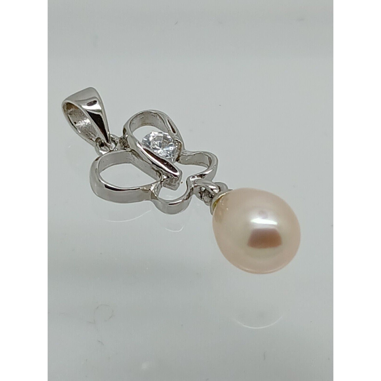 Thailand Sterling Silver Sim Diamond Pearl Butterfly Pendant Necklace Gift Boxed - HoneyThomas.com