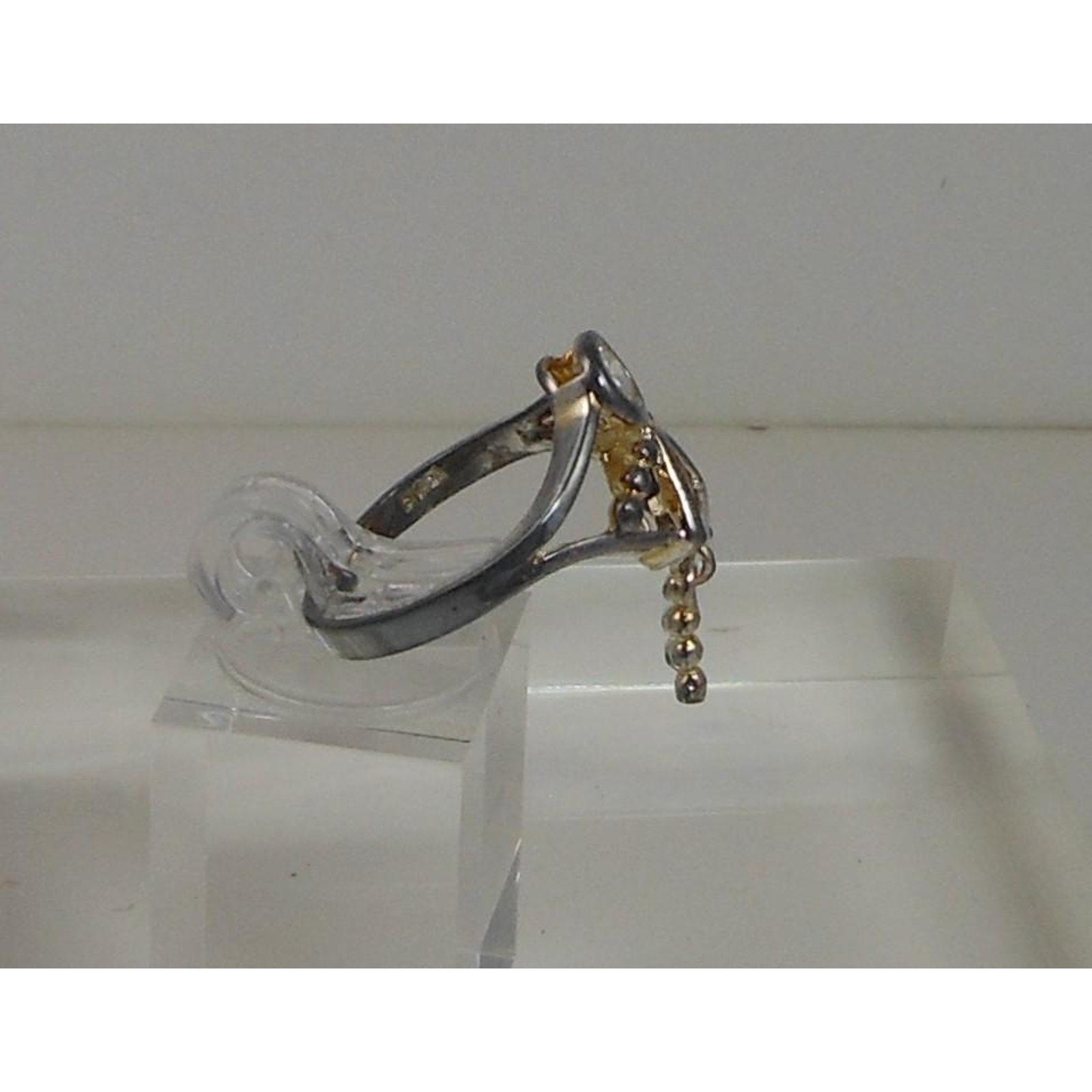 Elegant Vintage Sterling Silver Birthstone Charm Ring Mother Grandmother Size 7 - HoneyThomas.com