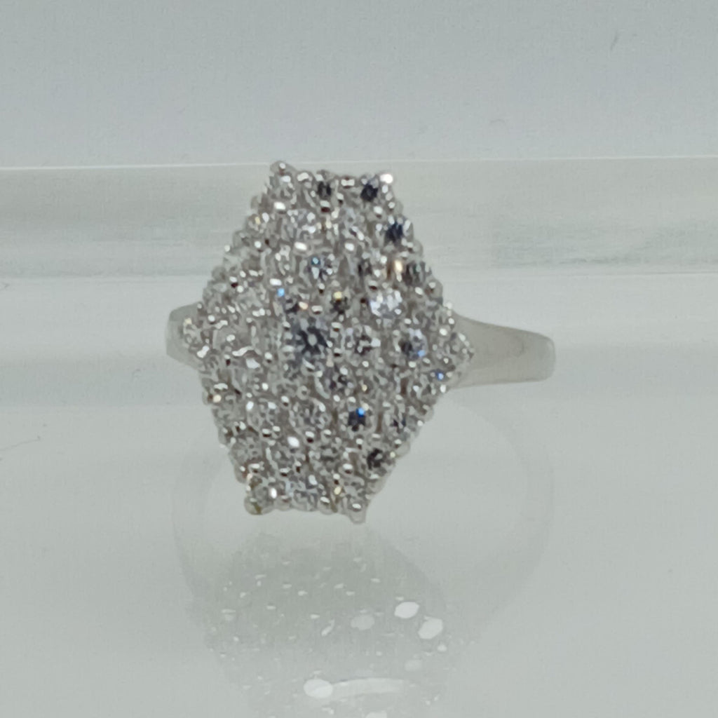 Elegant Vintage Size 7.25 White Gold Plate Pave Cluster Cocktail Statement Ring