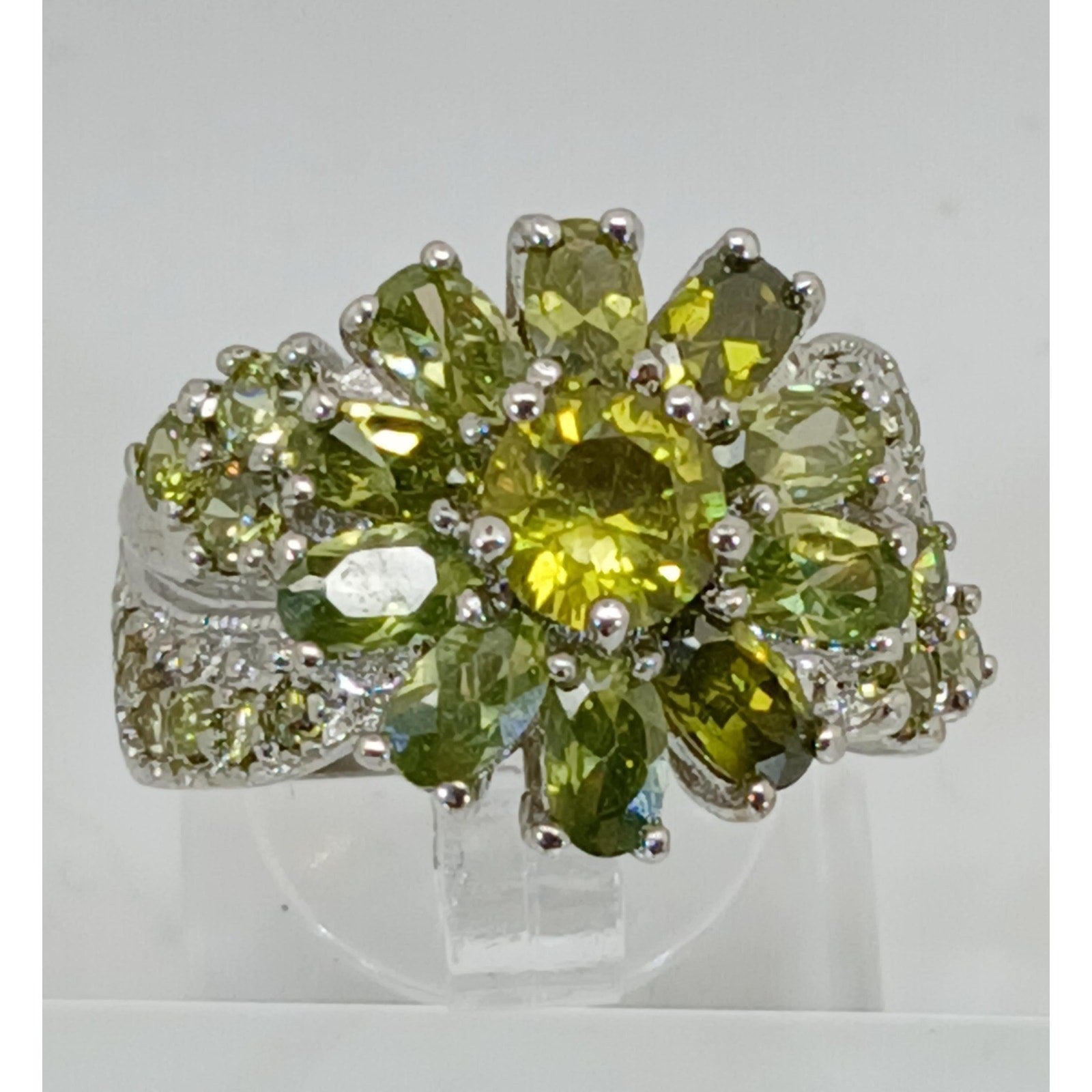 Vintage Ring Size 5.25 Silver Tone White Gold GP Lemon Olivine CZ Floral Cluster - HoneyThomas.com