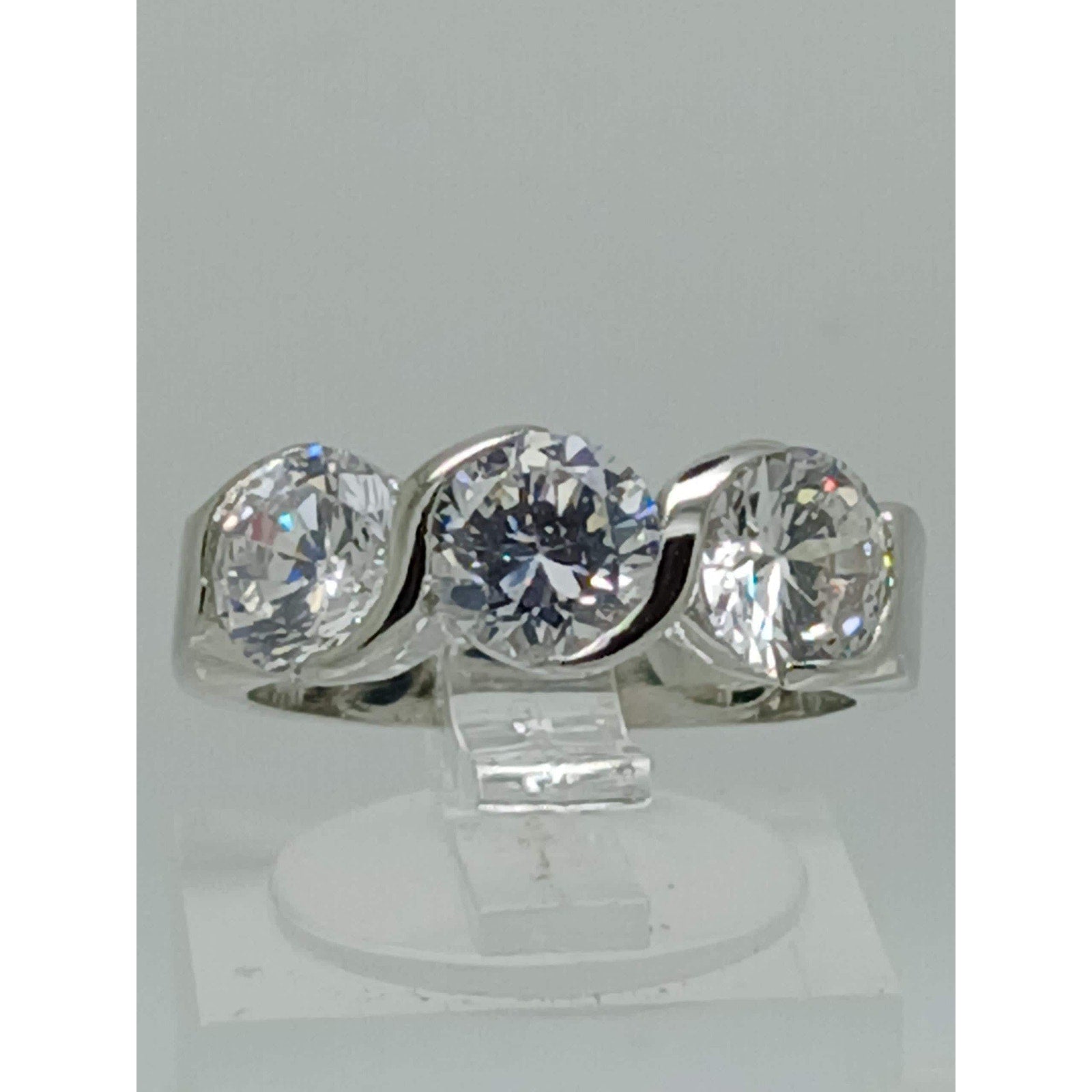 Vintage 3CT 3-Stone Simulated Diamond CZ Engagement Wedding Band Ring Size 6 NOS