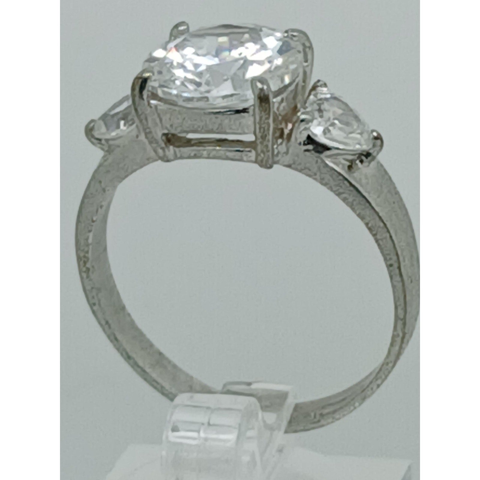 Vintage 5CT White Gold Plated Round Heart Shaped 3-Stone Ring Size 11 - HoneyThomas.com
