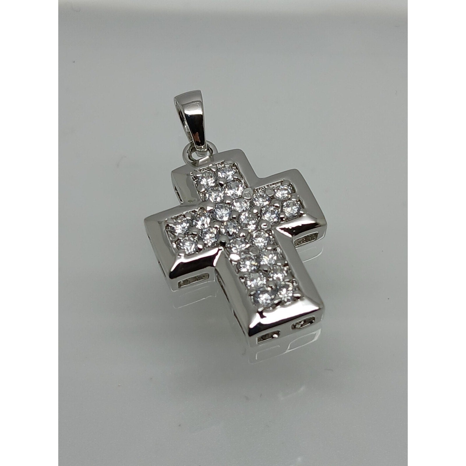 Elegant 90s Vintage Sterling Silver Cross Pendant with Sparkling White CZ Stones - HoneyThomas.com