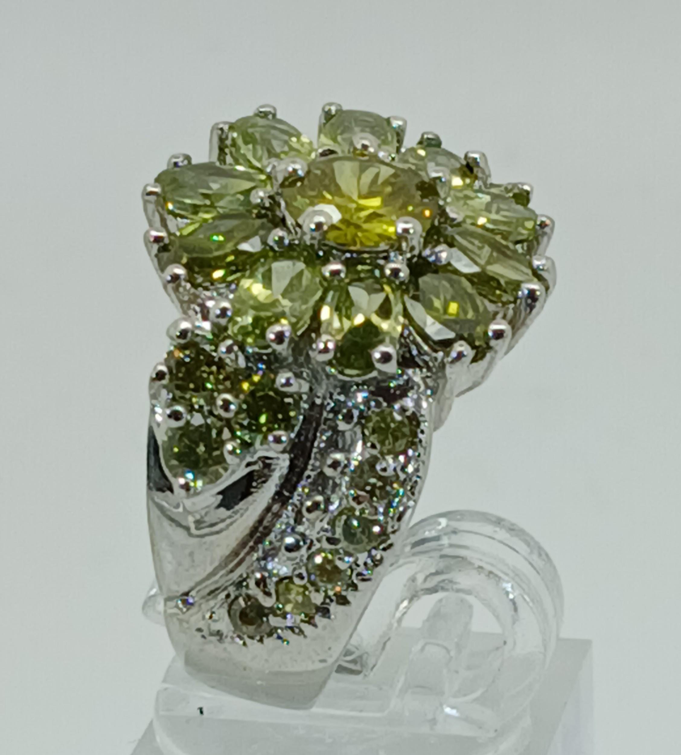 Vintage Ring Size 5.25 Silver Tone White Gold GP Lemon Olivine CZ Floral Cluster