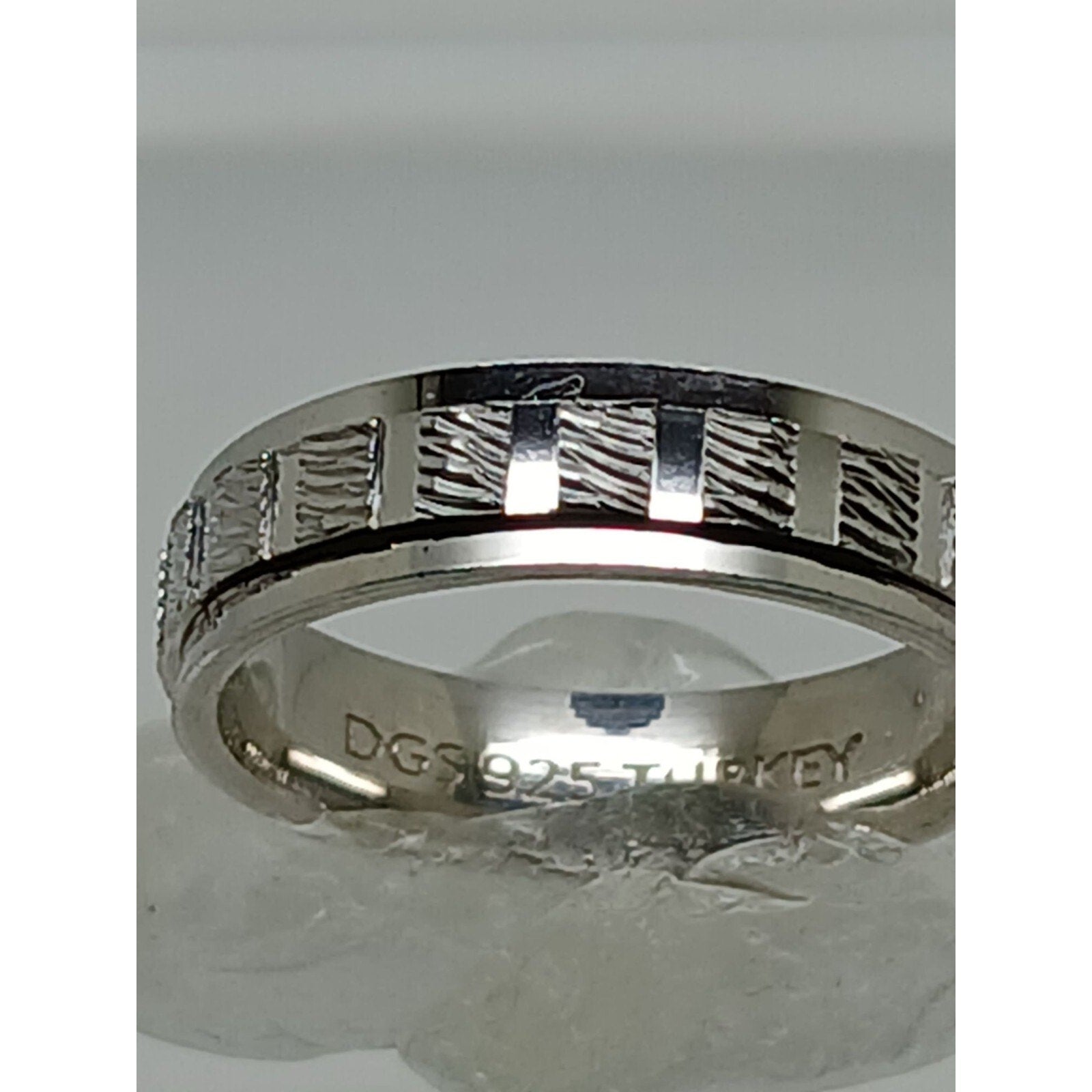 925 Vintage DGS Sterling Silver Wedding Band Worry Stack Spinner Ring Size 6 - HoneyThomas.com