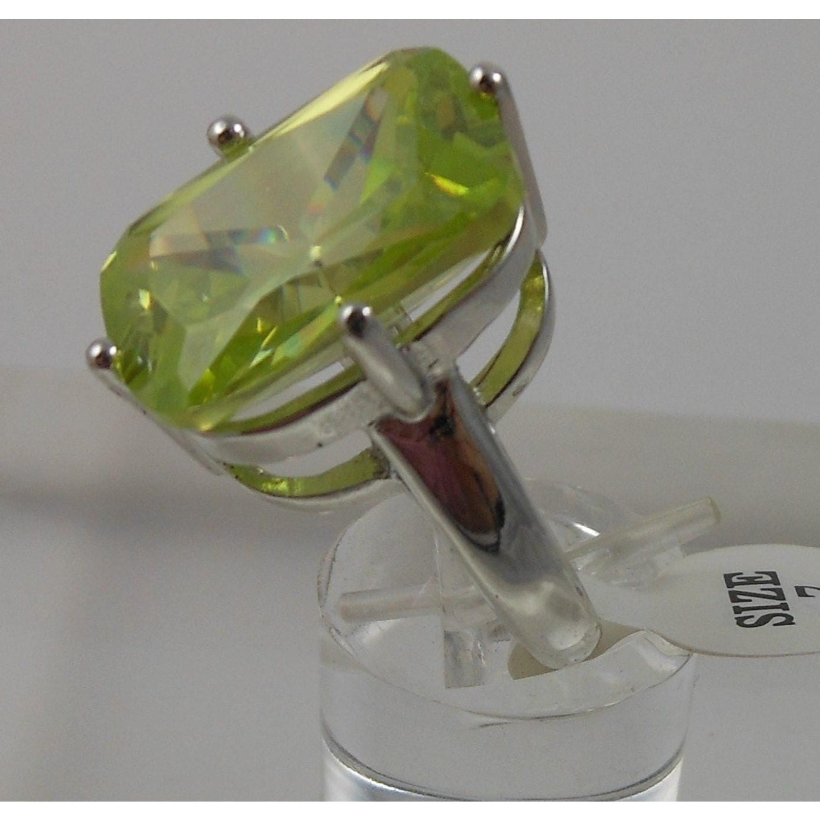 Bold Vintage 1990s Green Cocktail Ring Size 7 Thailand 925 Cubic Zirconia 10gram